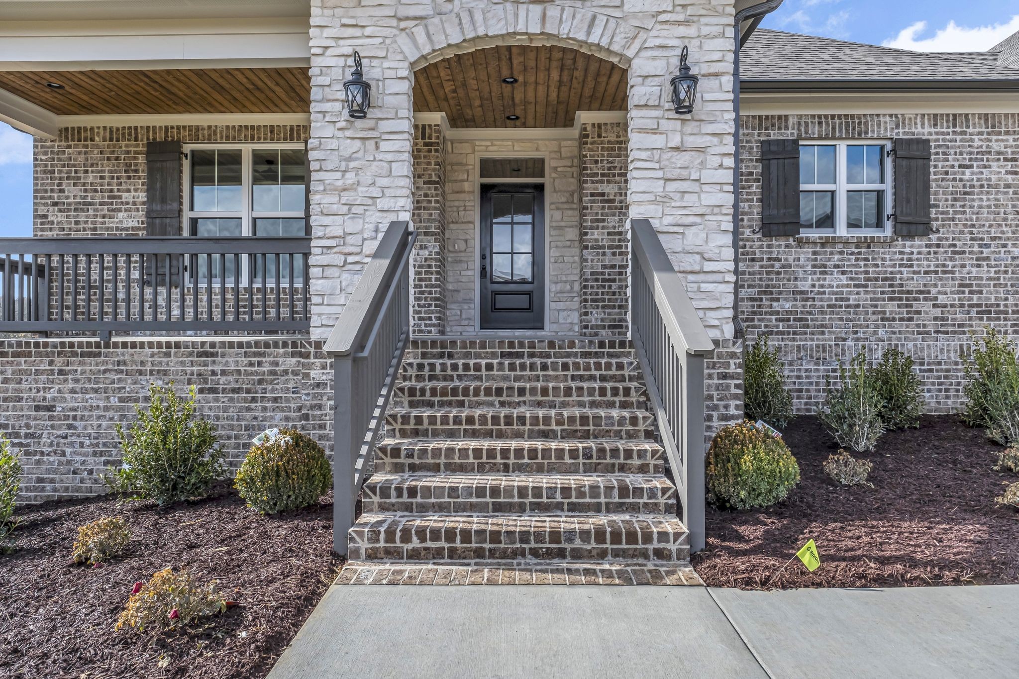 1641 Ronstadt Way Property Photo 4
