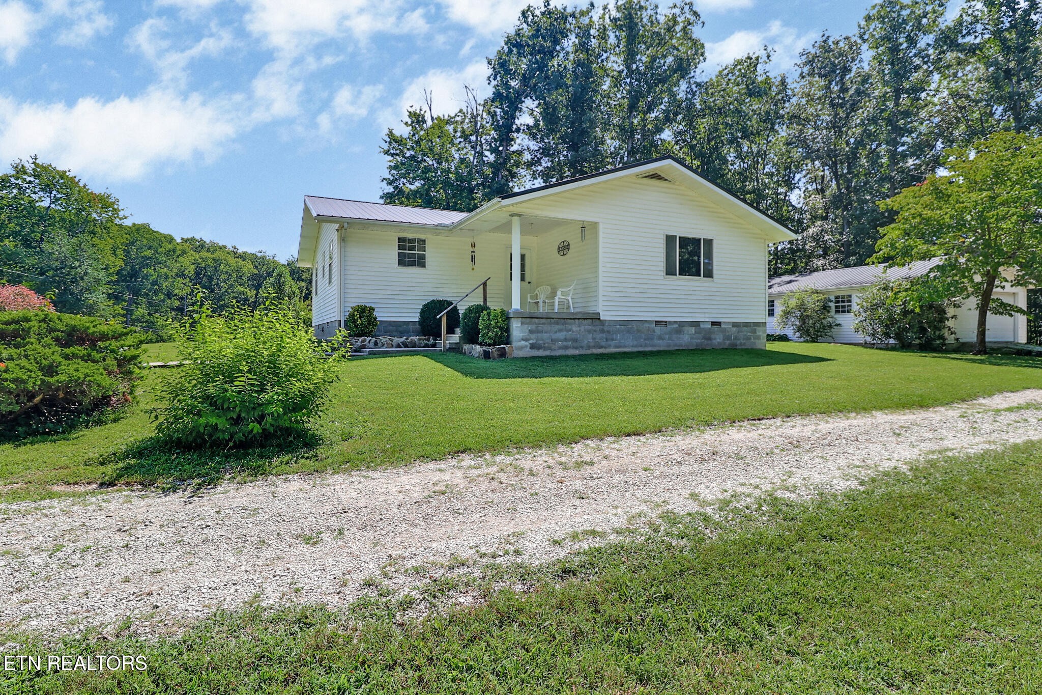 785 Dunford Lane