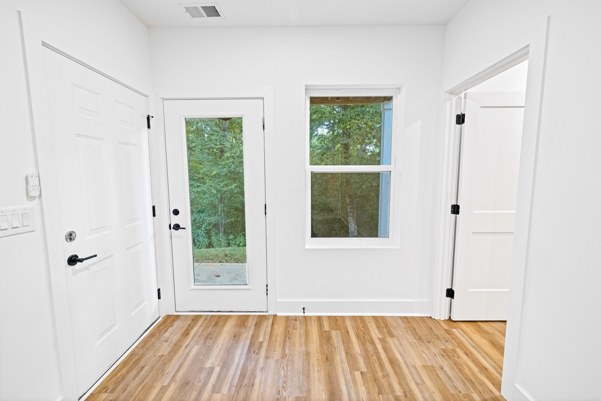 84 Devils Backbone Ln Property Photo 38
