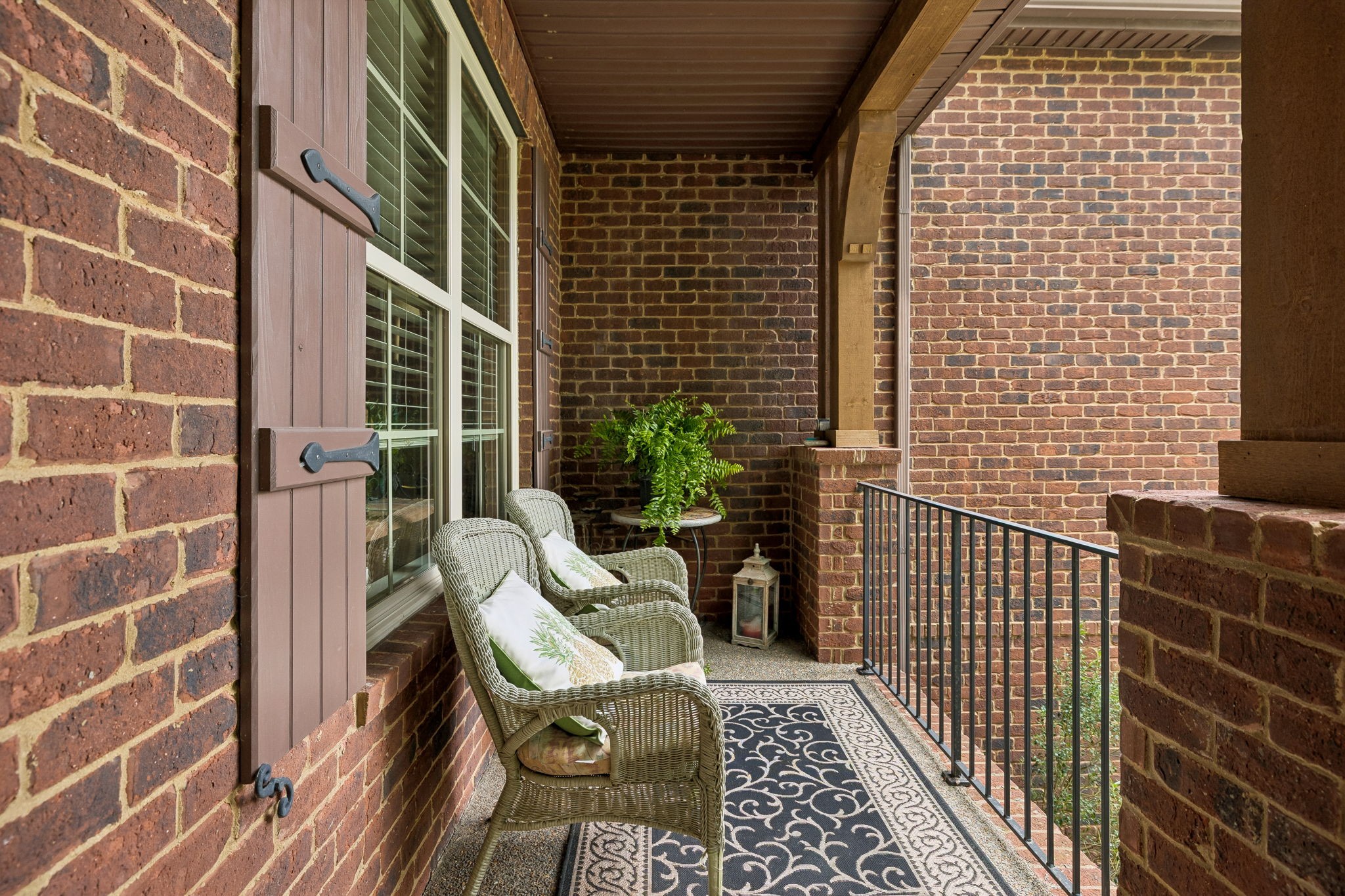 4709 Medalist Cir Property Photo 3