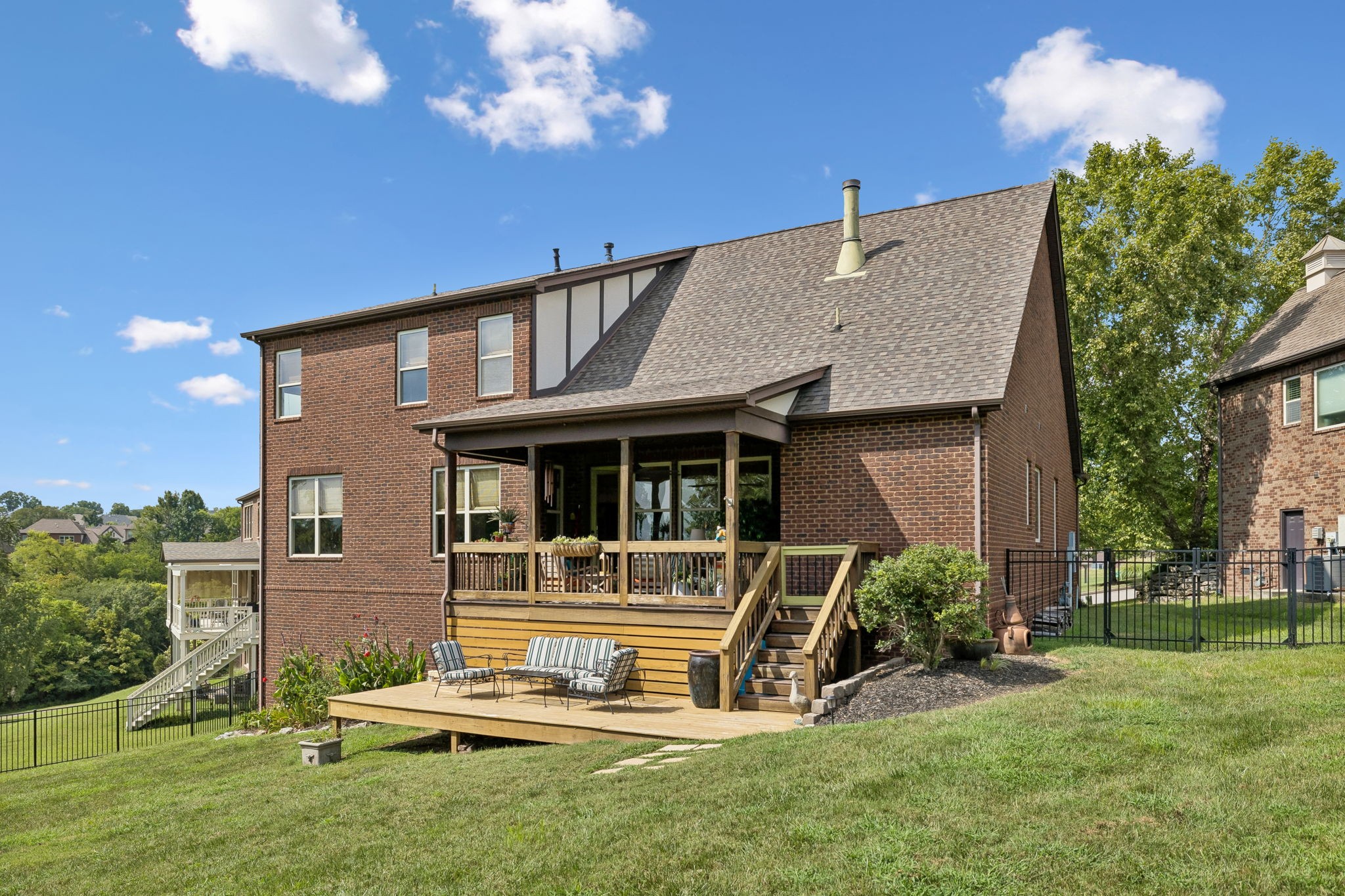 4709 Medalist Cir Property Photo 44