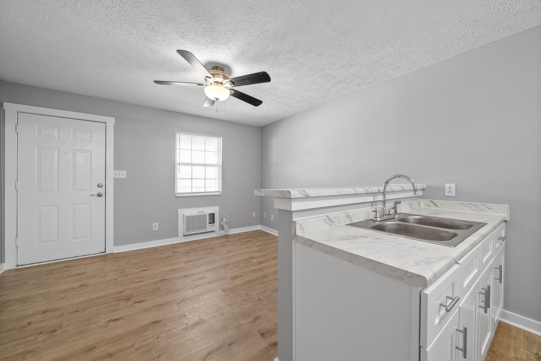 765 Robb Ave Property Photo 13