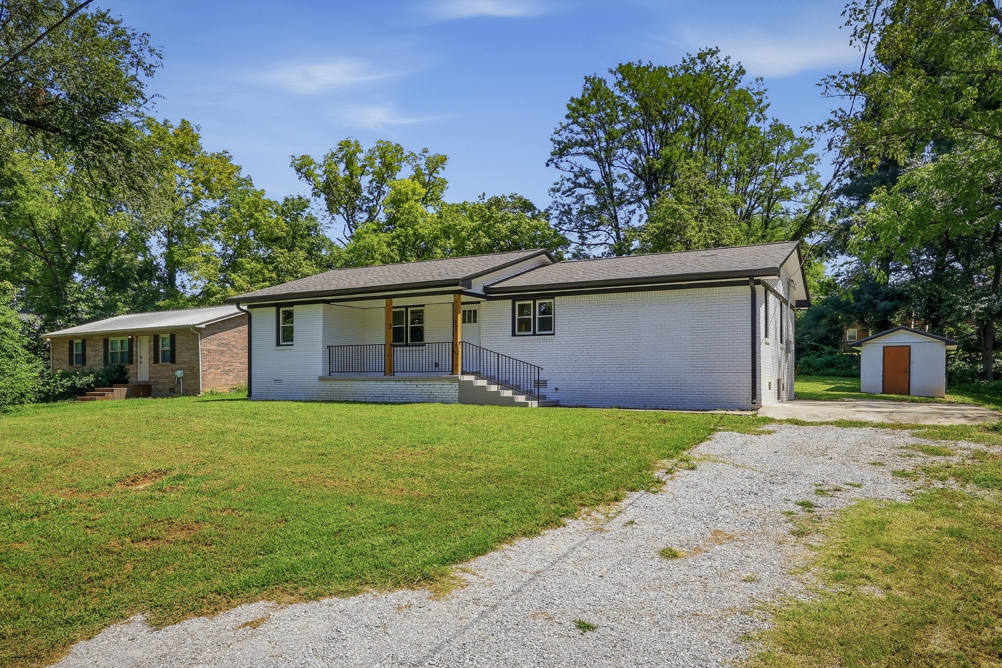 1805 N Whitney Ave Property Photo 1