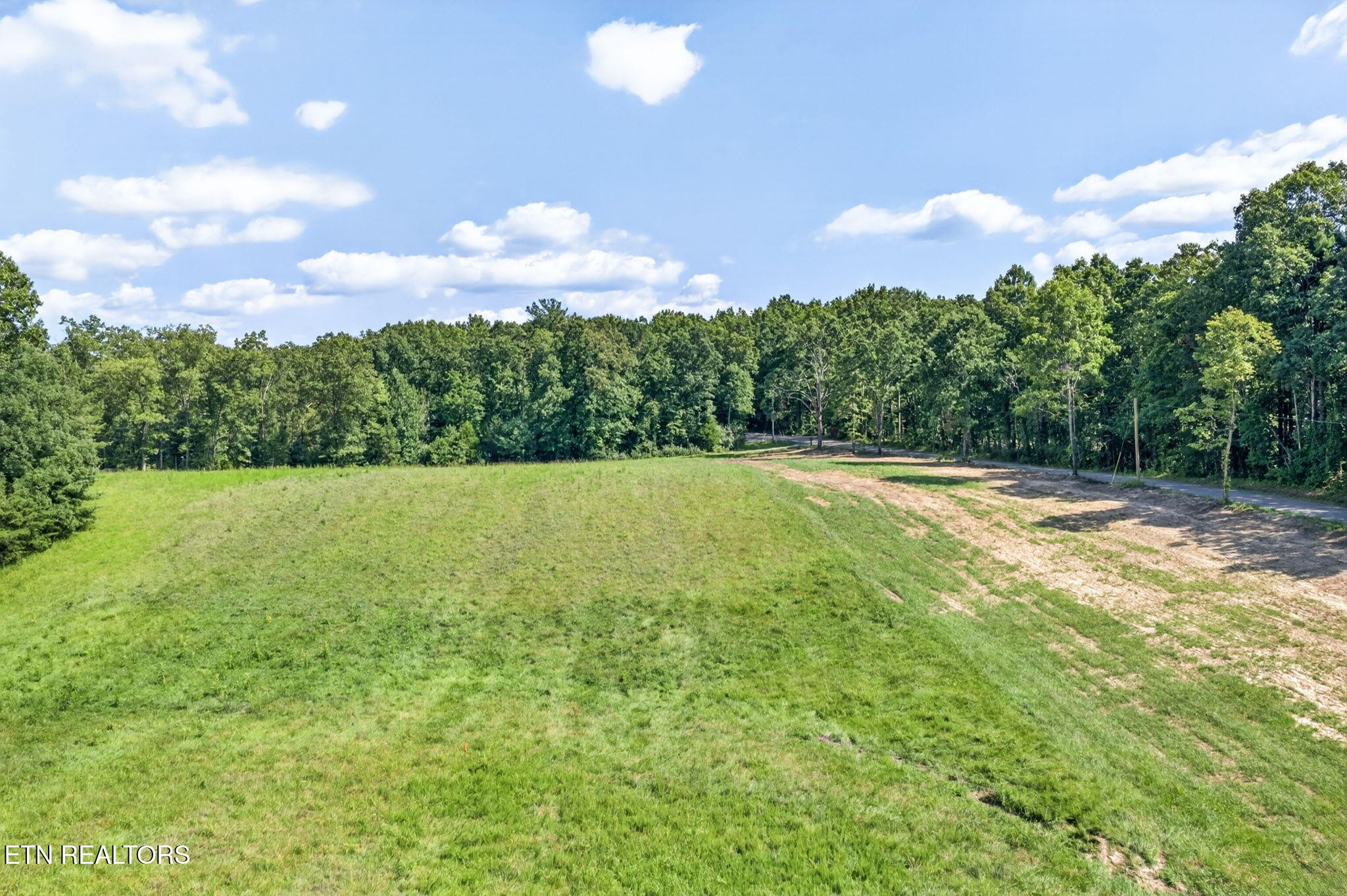 16 Smith Mountain Rd Property Photo 2
