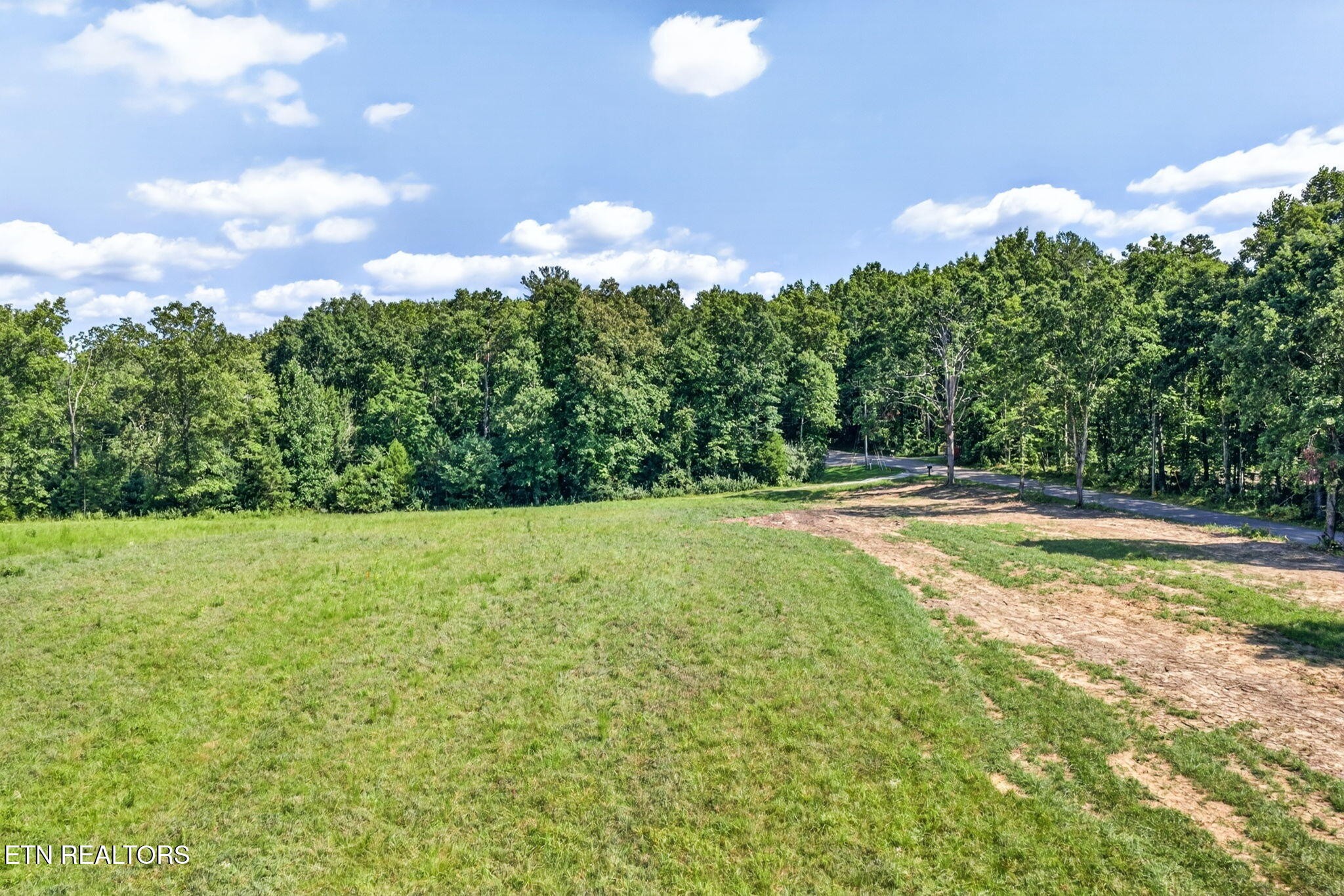 16 Smith Mountain Rd Property Photo 3