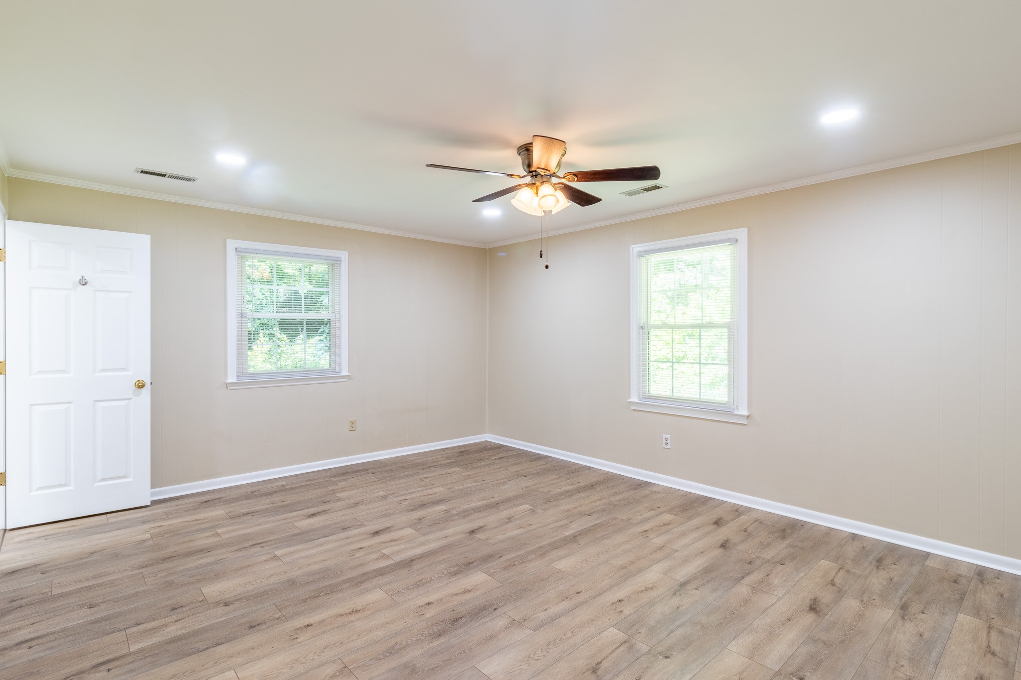 1515 Crestway Drive Property Photo 17