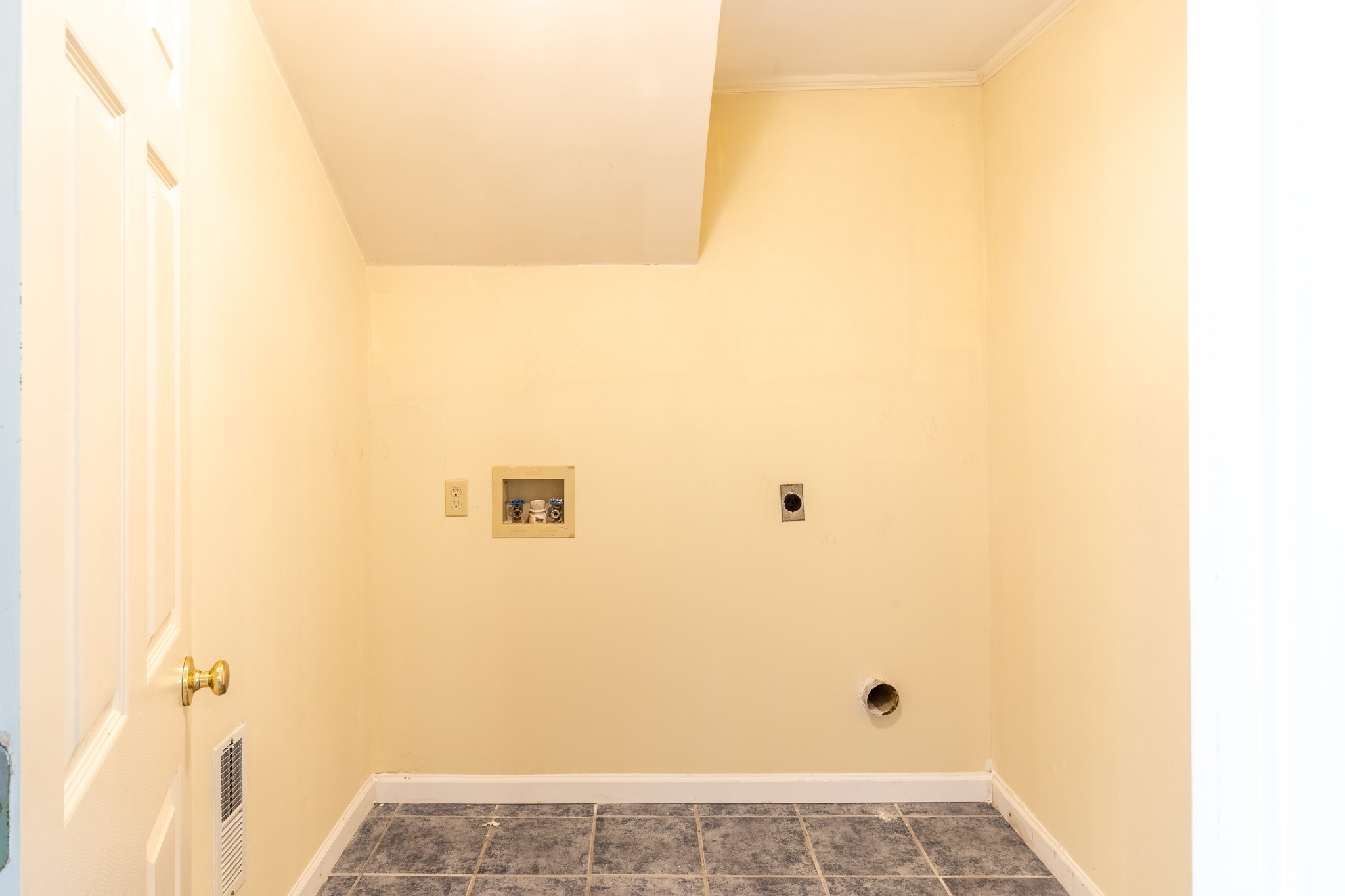 1515 Crestway Drive Property Photo 35