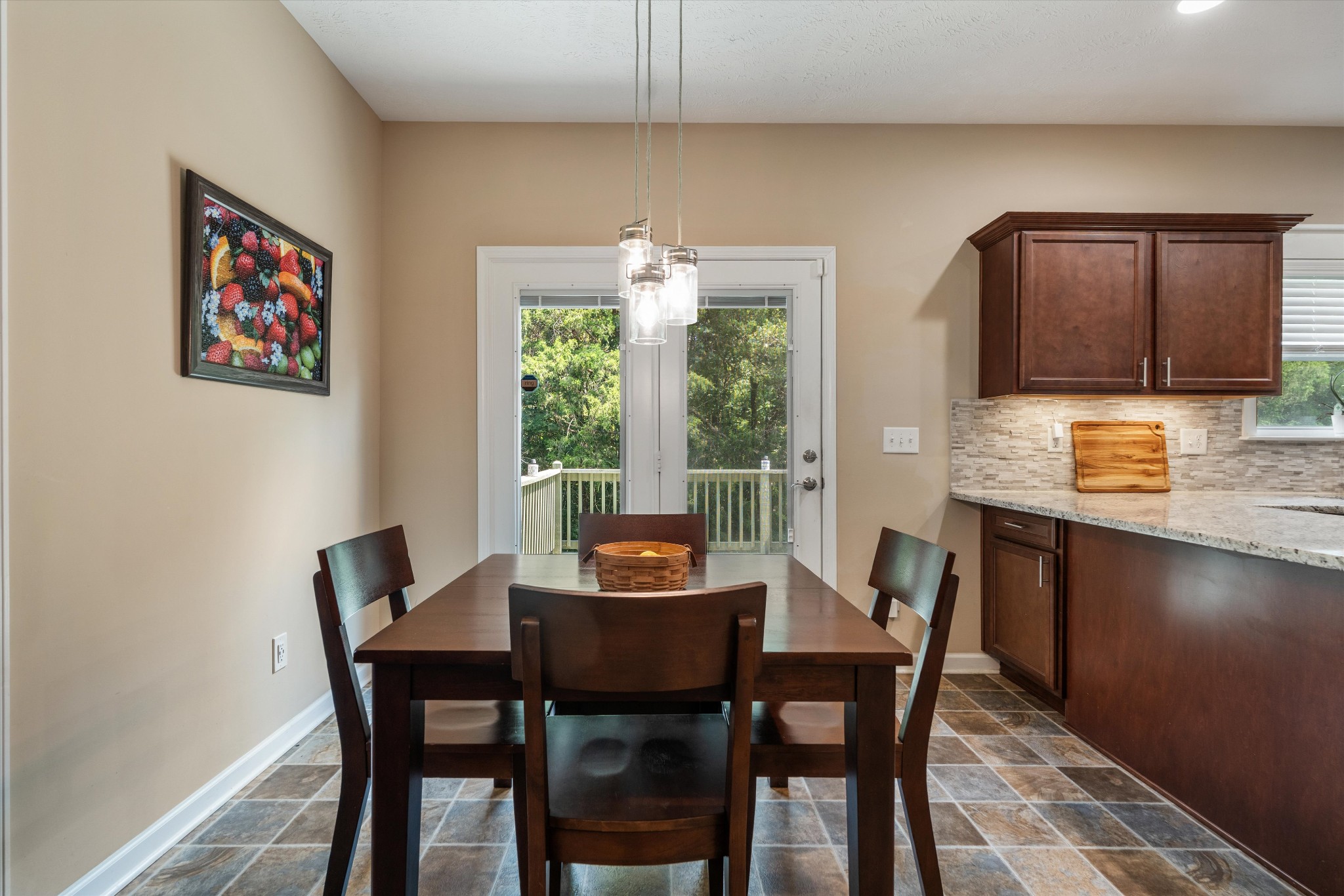 805 Crab Apple Cv Property Photo 17