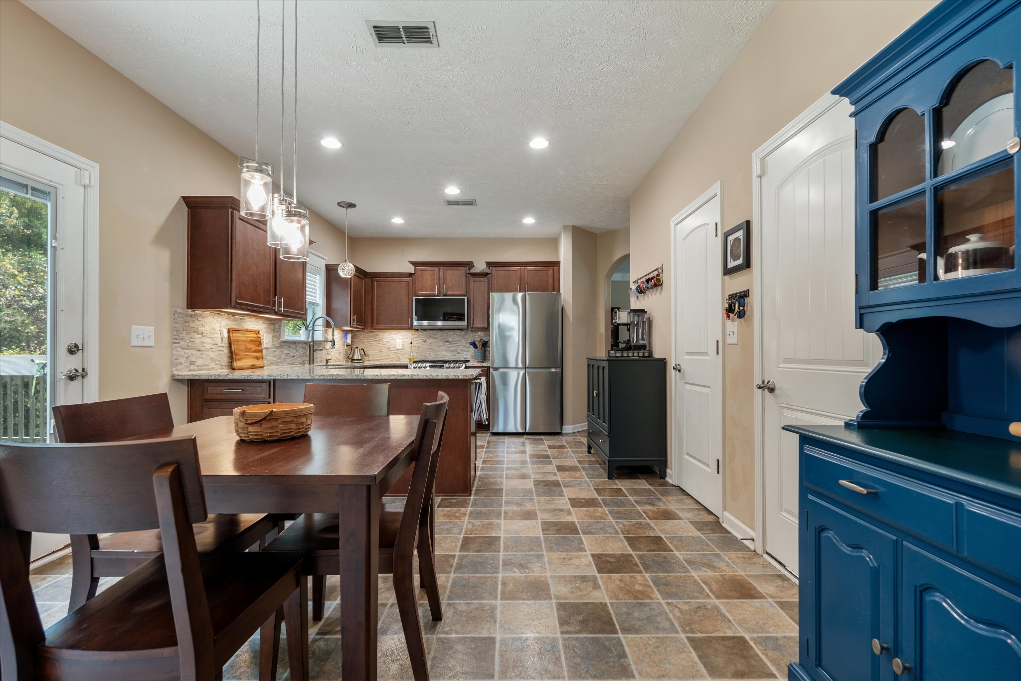 805 Crab Apple Cv Property Photo 21