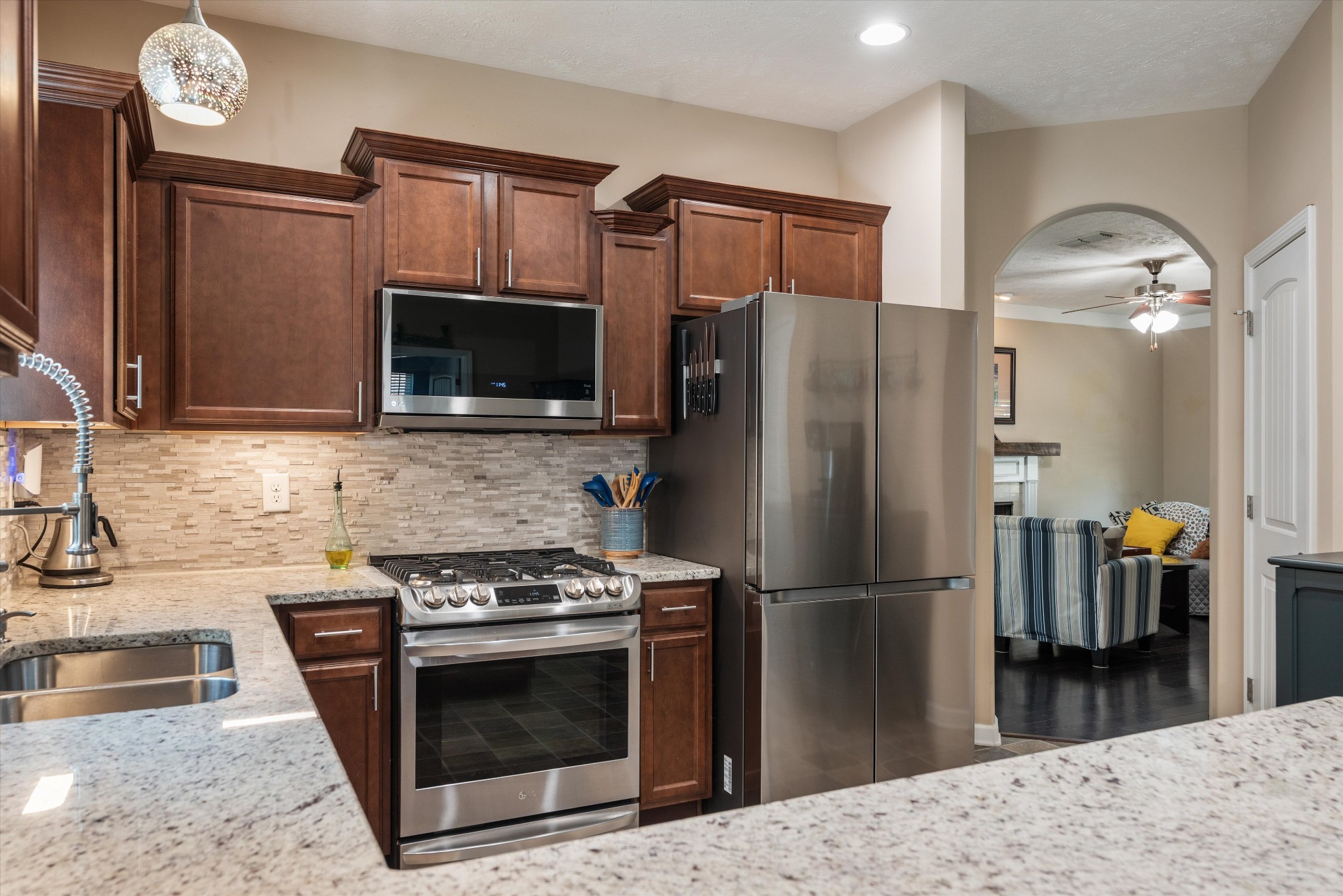 805 Crab Apple Cv Property Photo 24