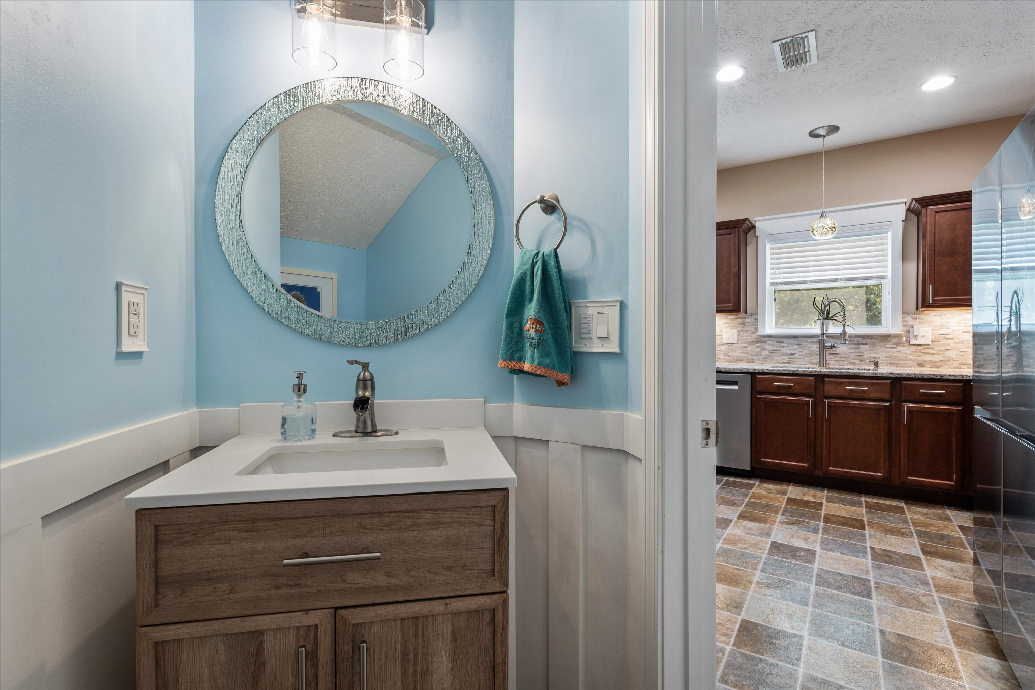 805 Crab Apple Cv Property Photo 25