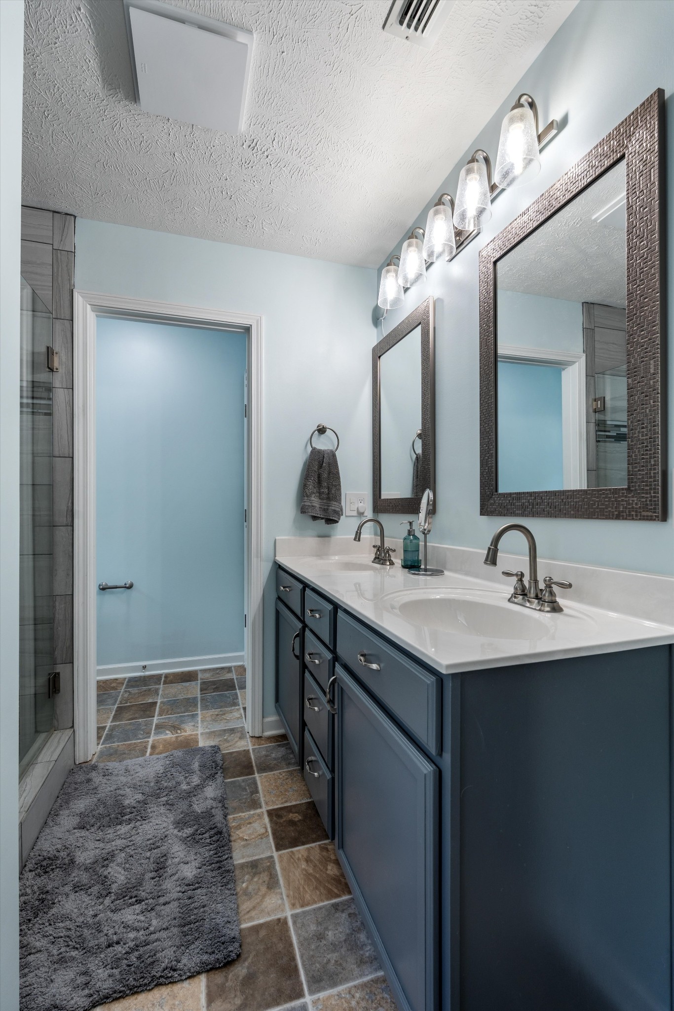 805 Crab Apple Cv Property Photo 29