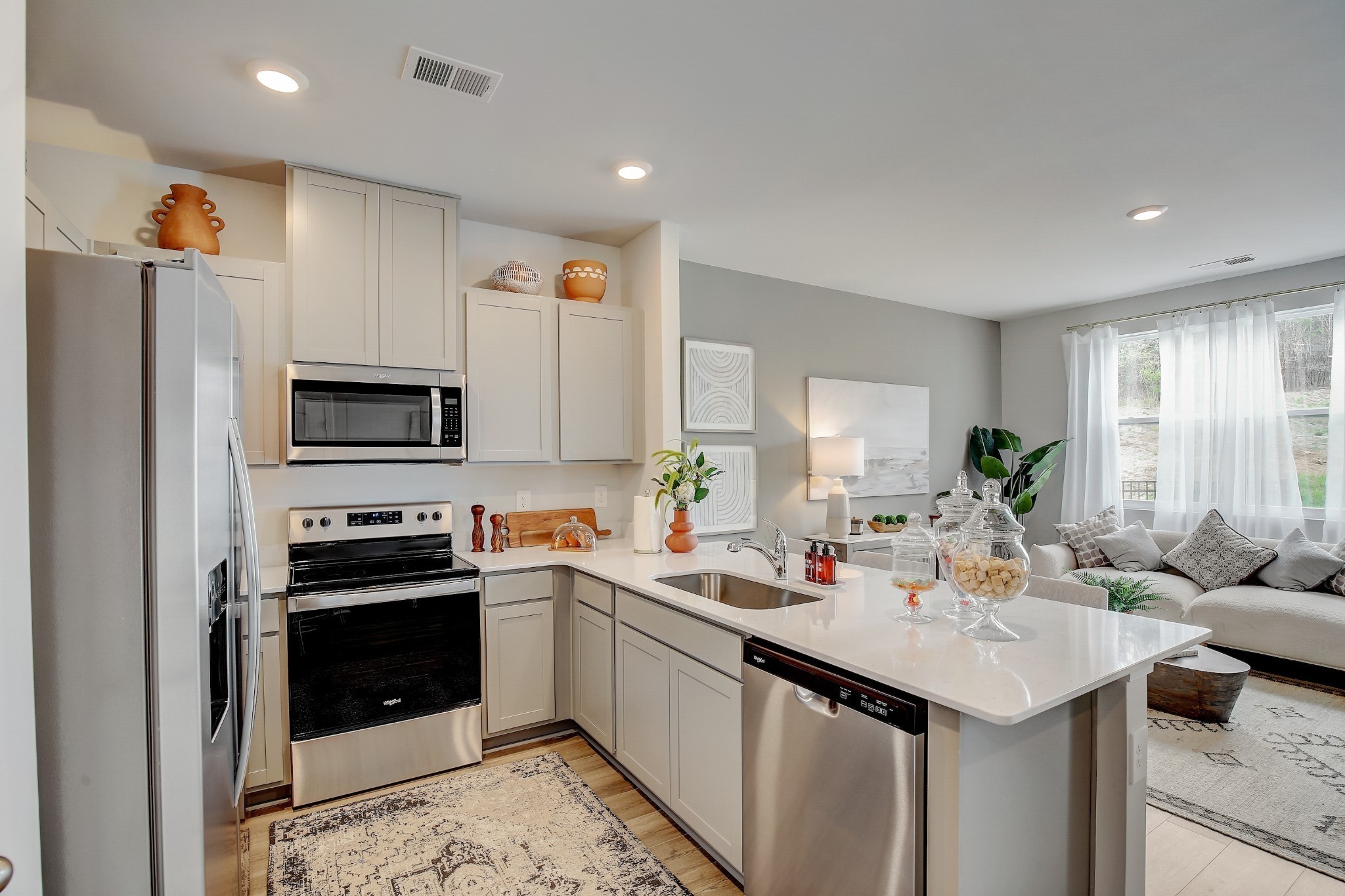 2239 Harlequin Point Property Photo 4