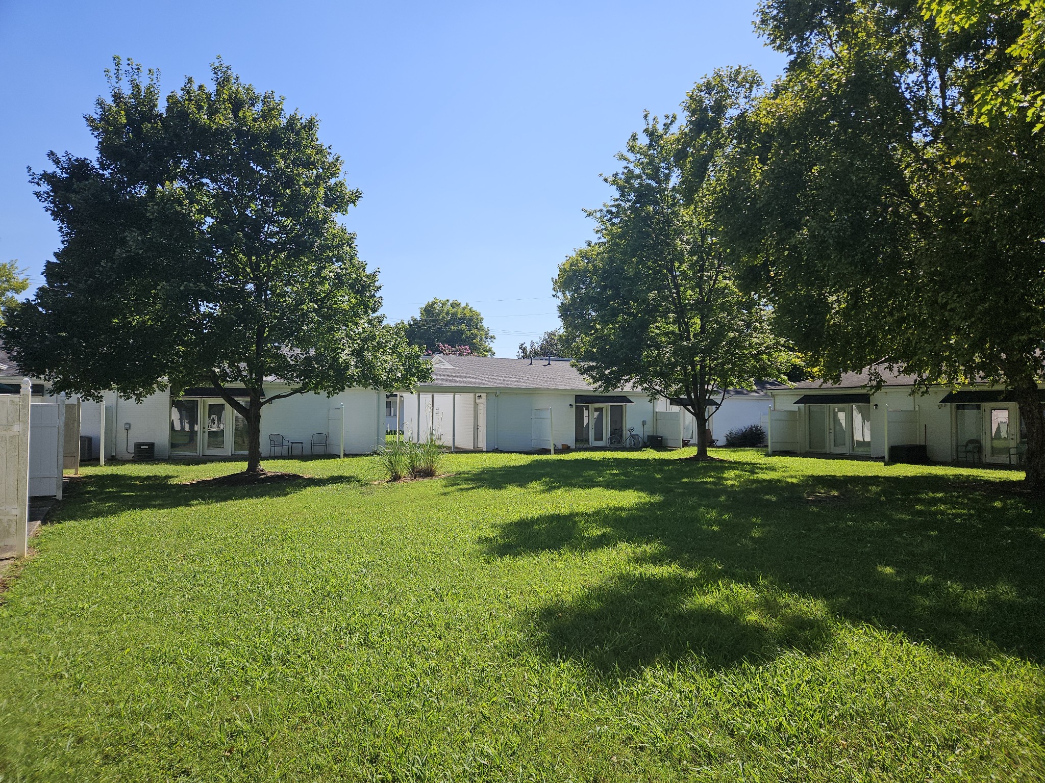 802 E Main St Property Photo 1