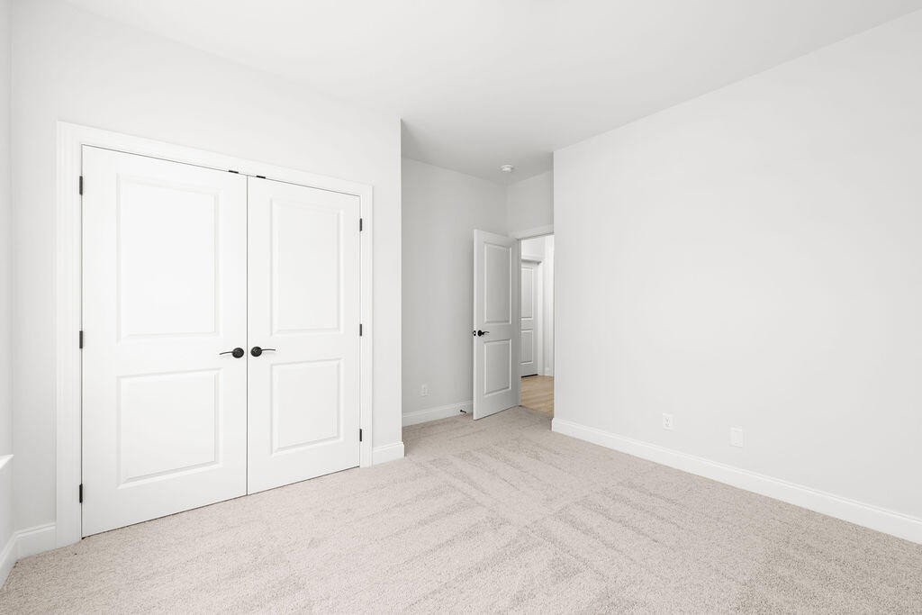 421 Winchester Drive Property Photo 10