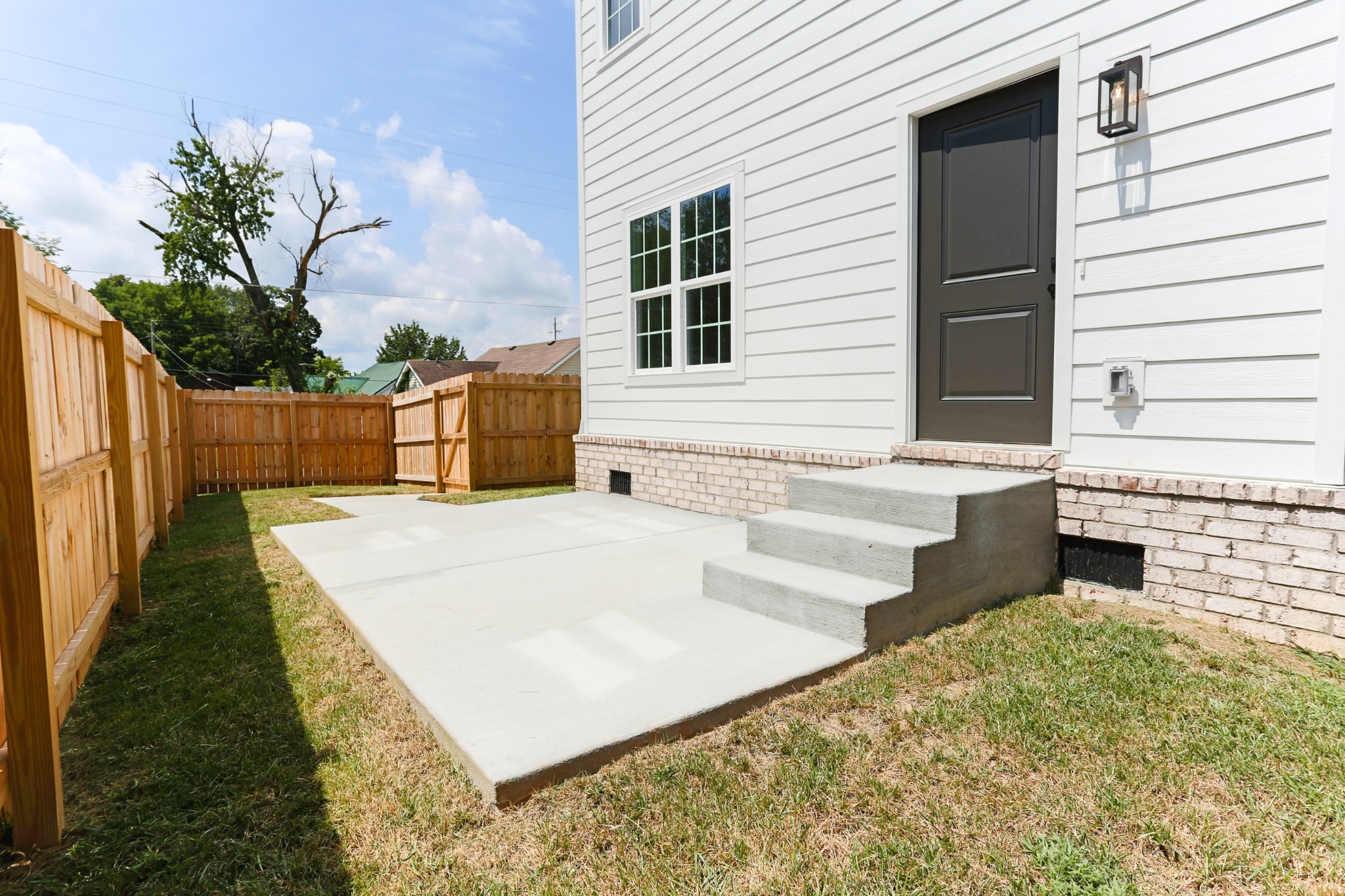 812 Greenland Dr Property Photo 32
