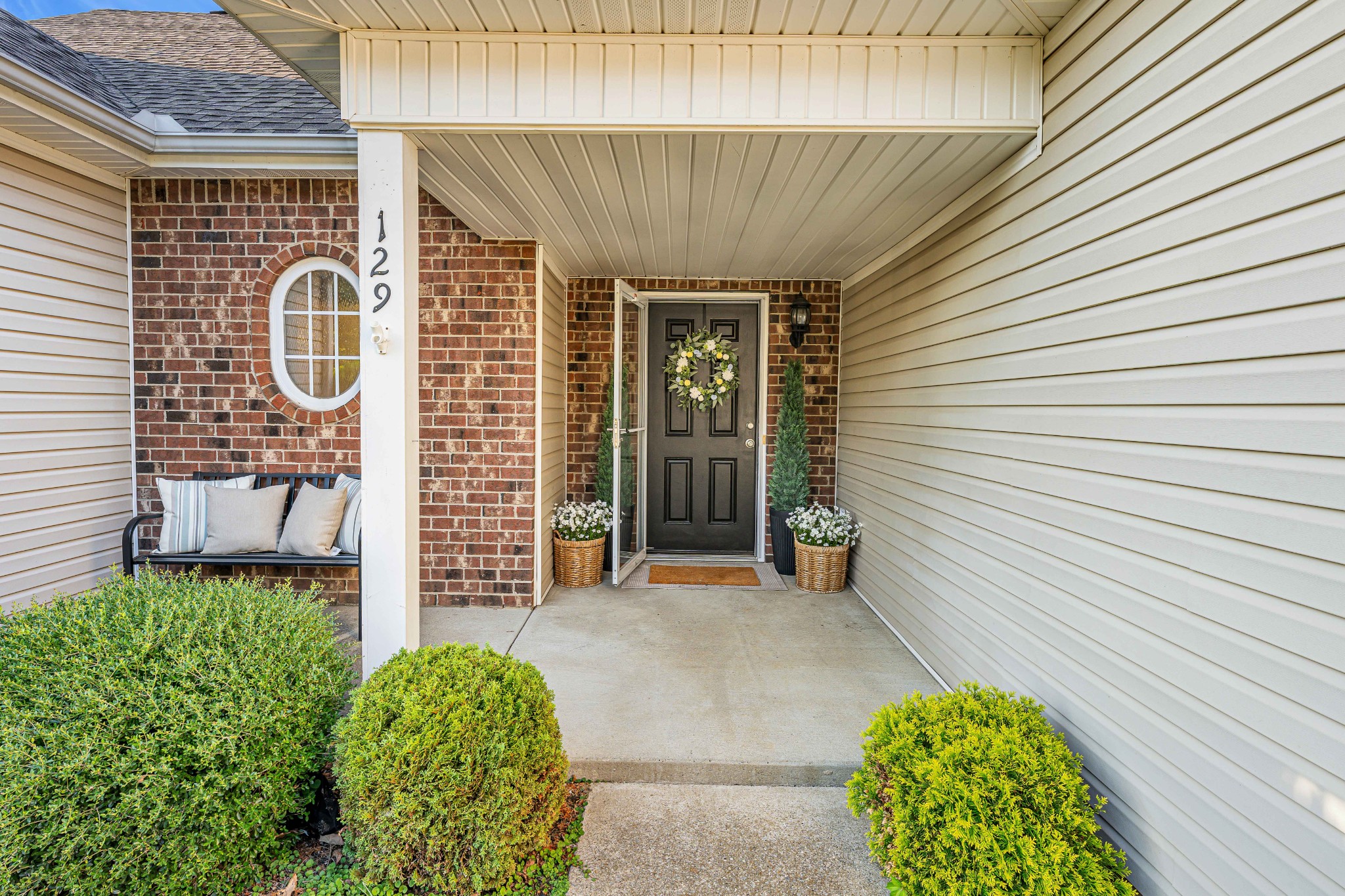 129 Southern Ter Property Photo 4
