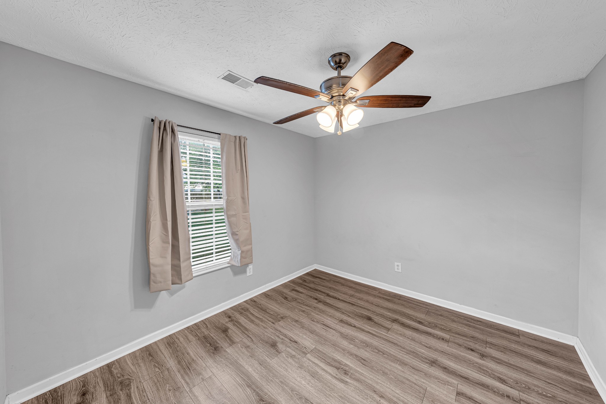 129 Southern Ter Property Photo 15