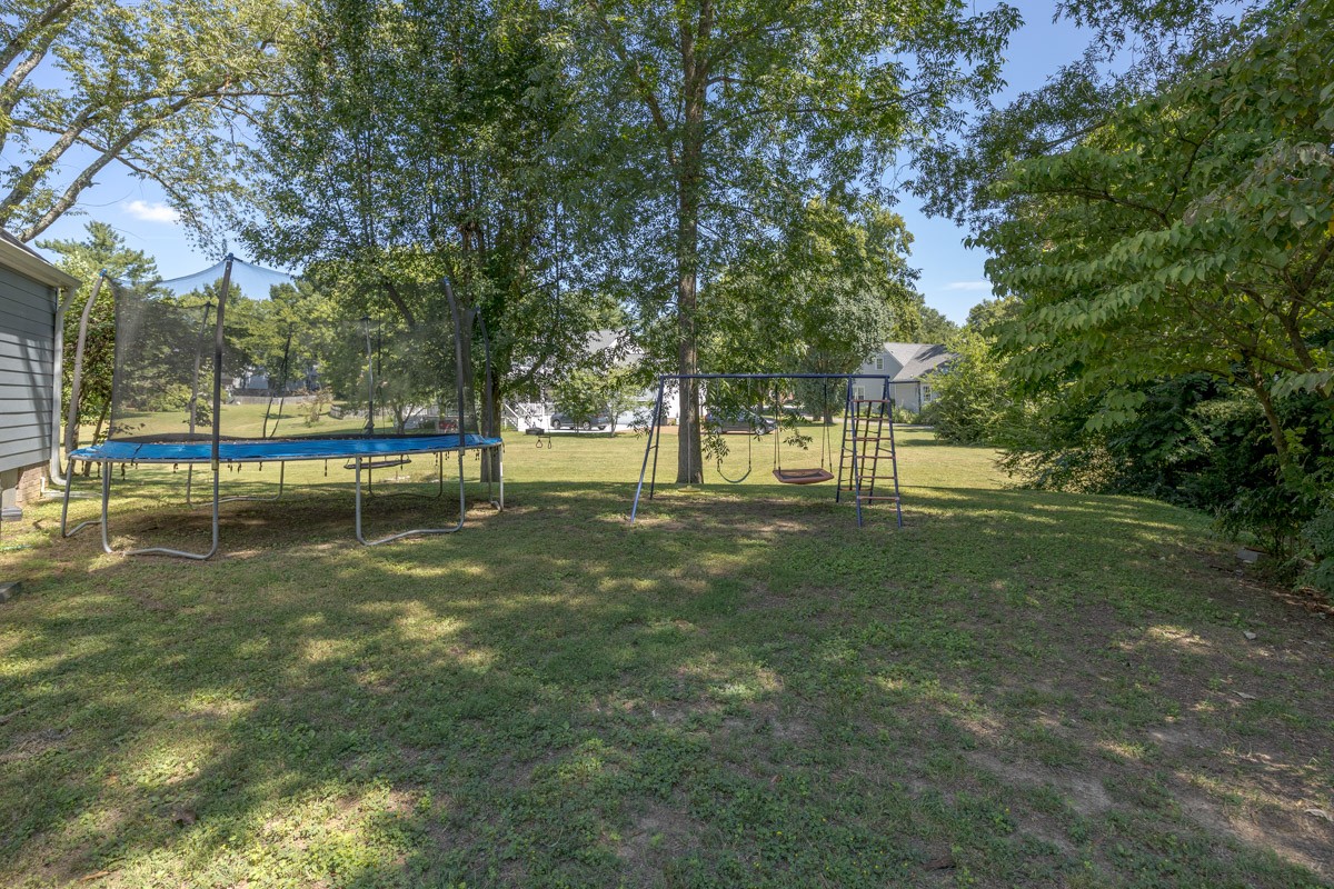 1407 Glade Ct Property Photo 44