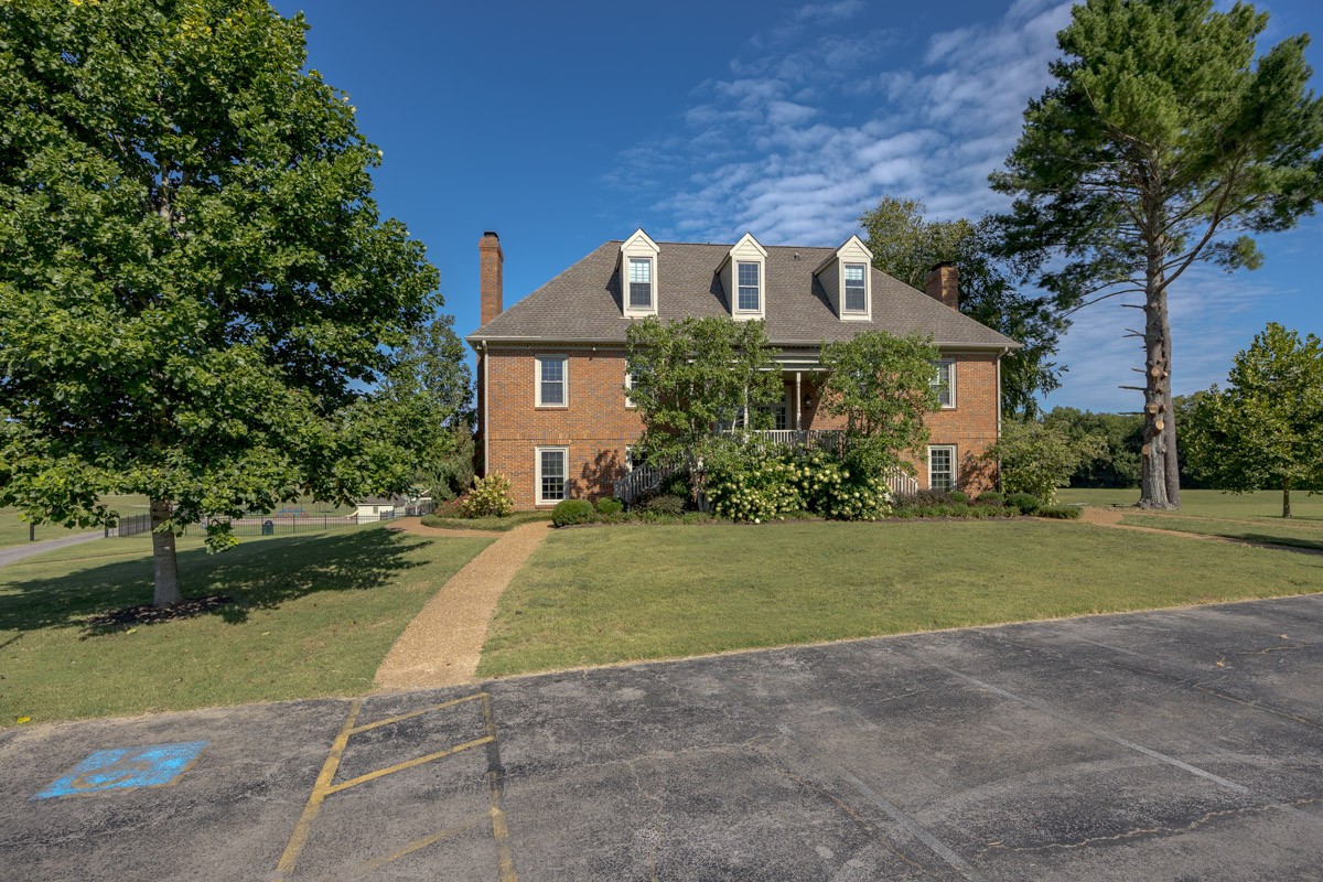 1407 Glade Ct Property Photo 47