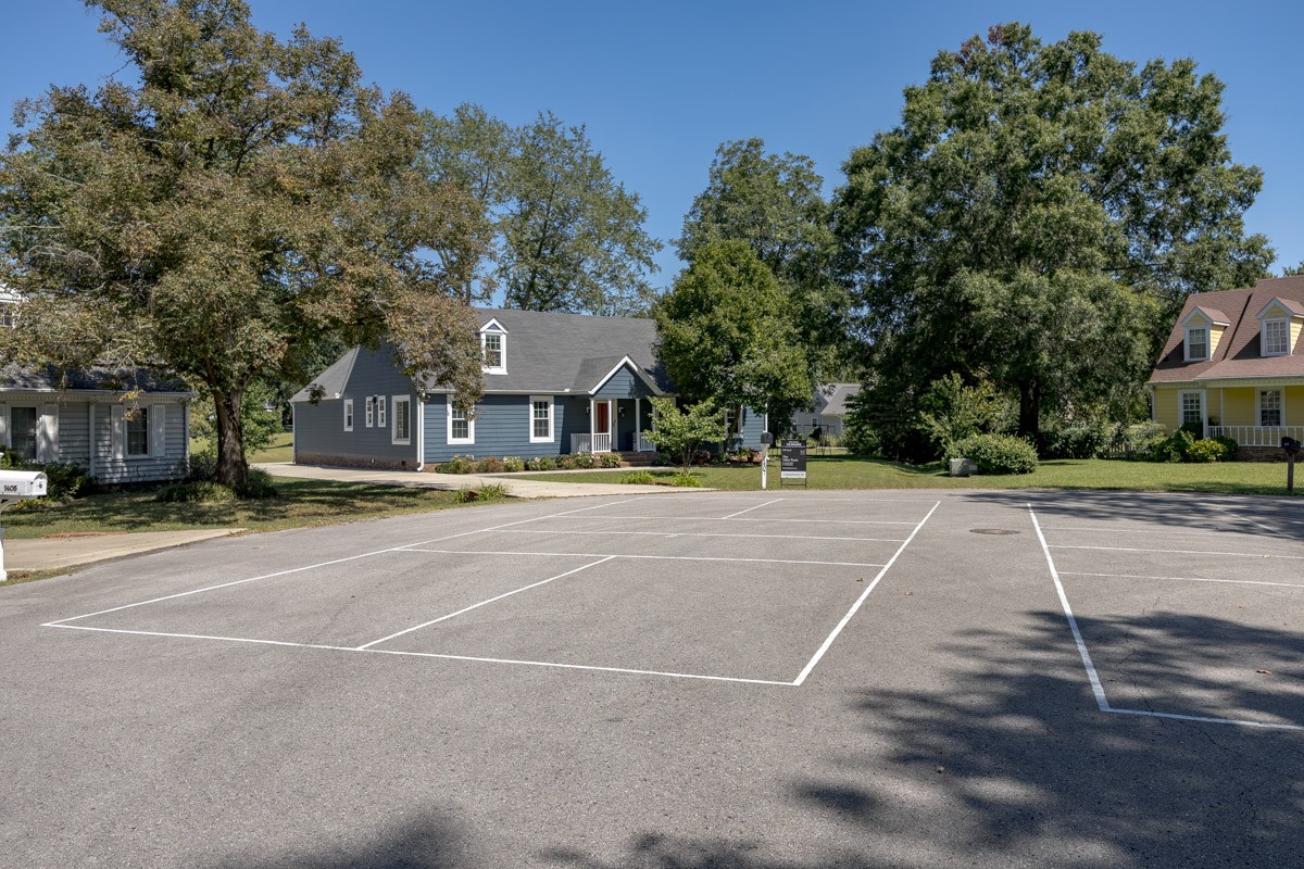 1407 Glade Ct Property Photo 48