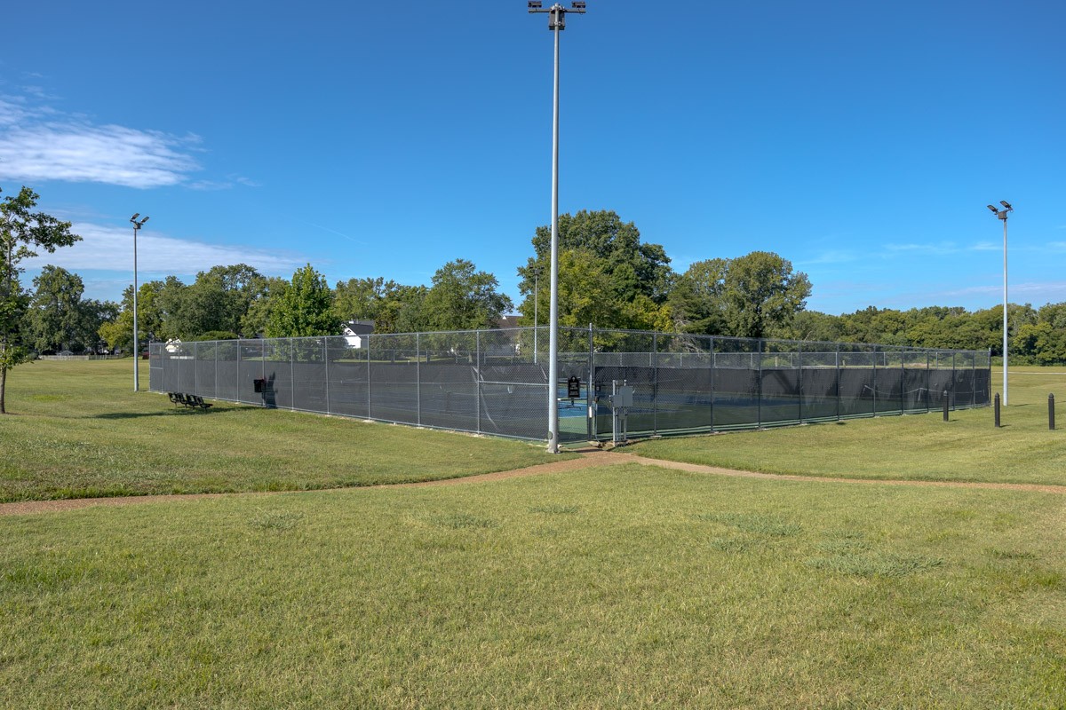 1407 Glade Ct Property Photo 49