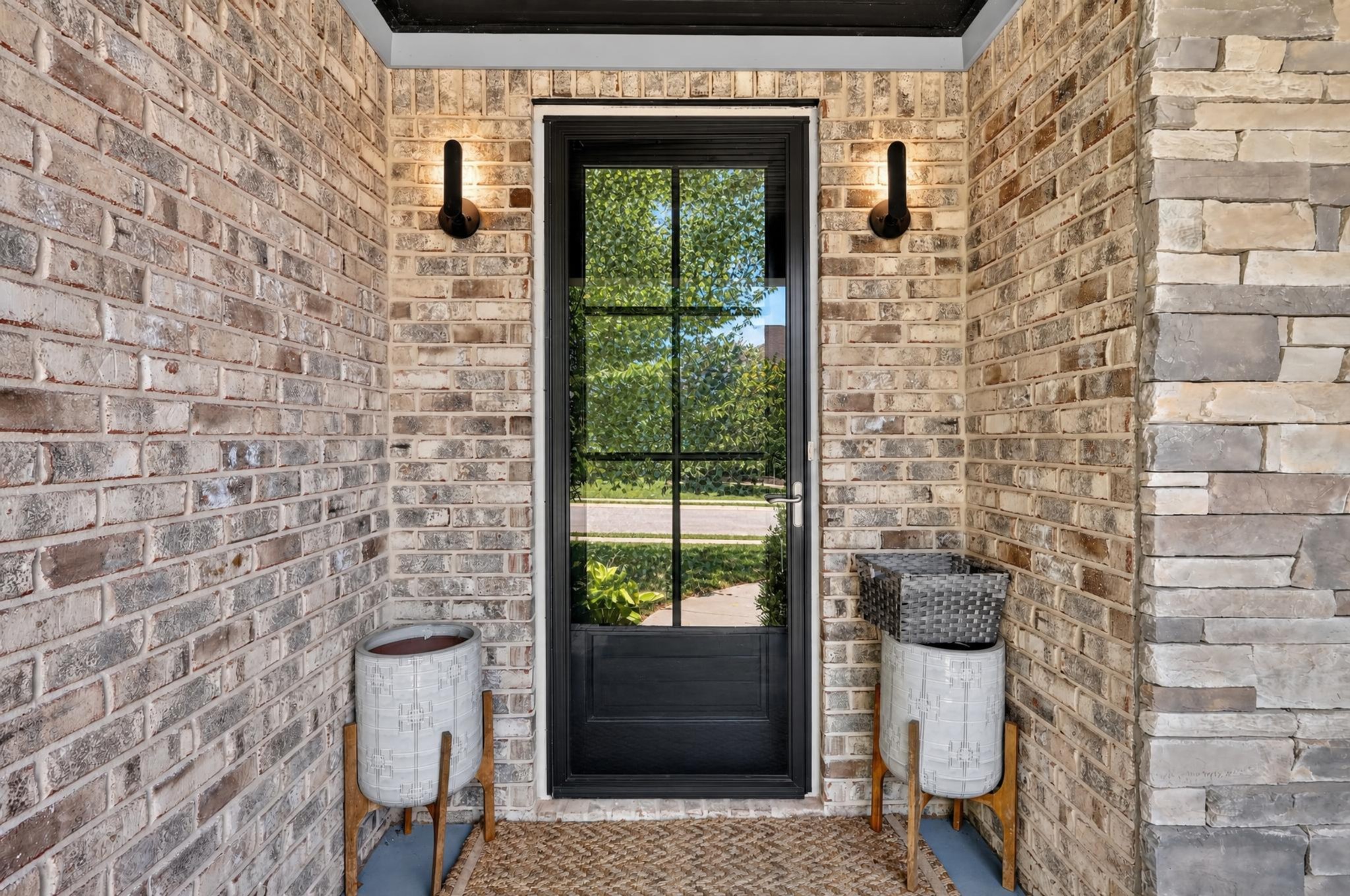 8007 June Apple Ln Property Photo 4