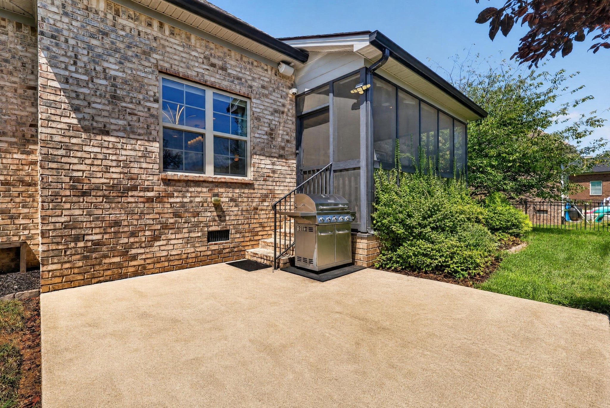 8007 June Apple Ln Property Photo 42