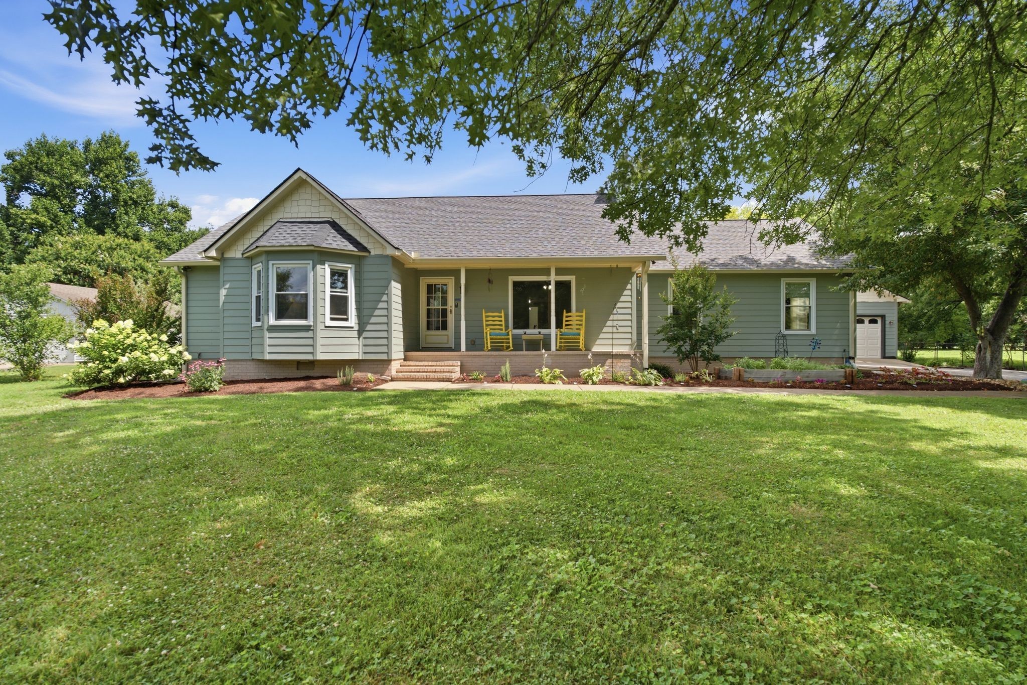 1168 Peebles Dr