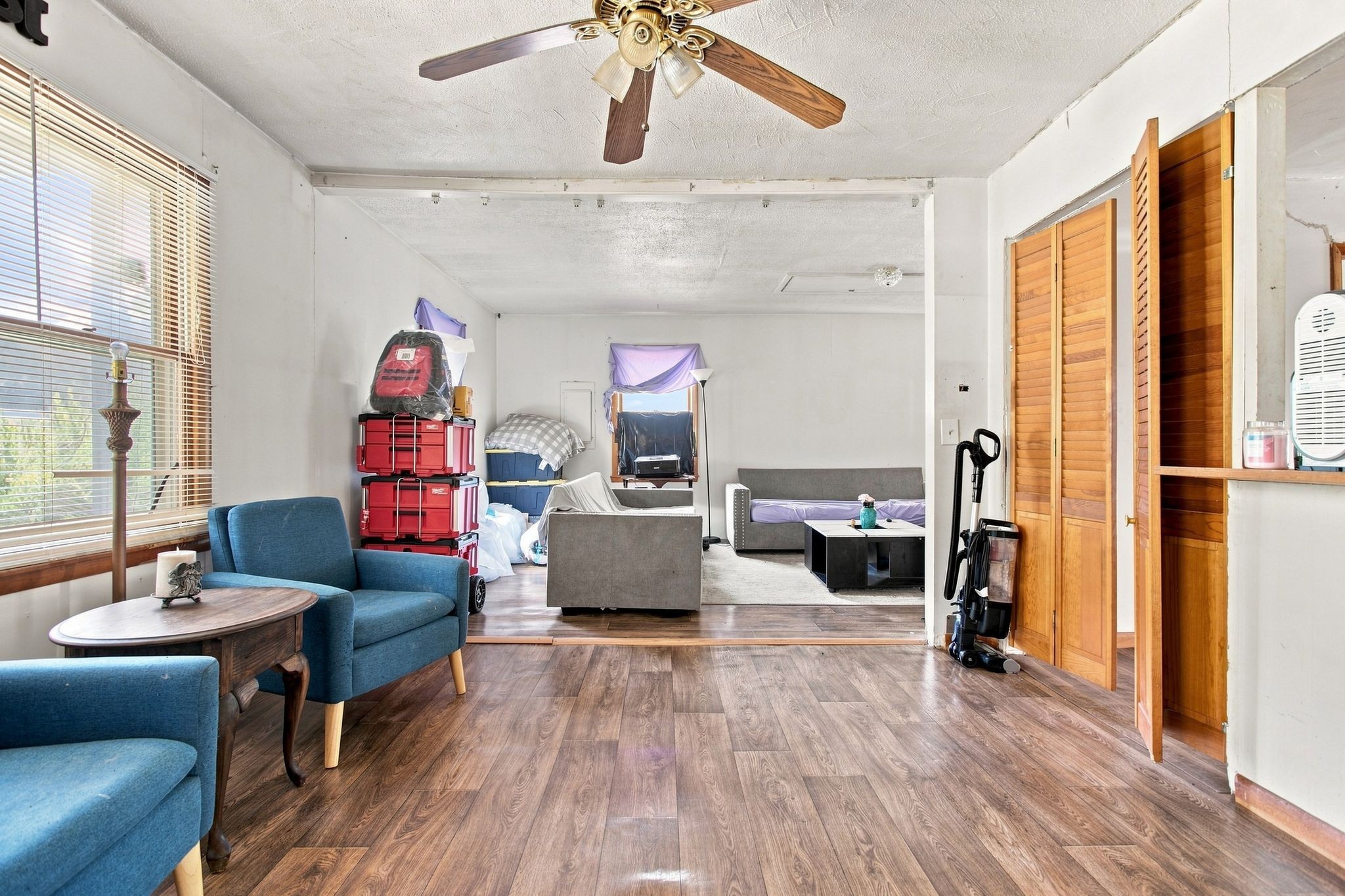 5462 Creek View Rd Property Photo 7