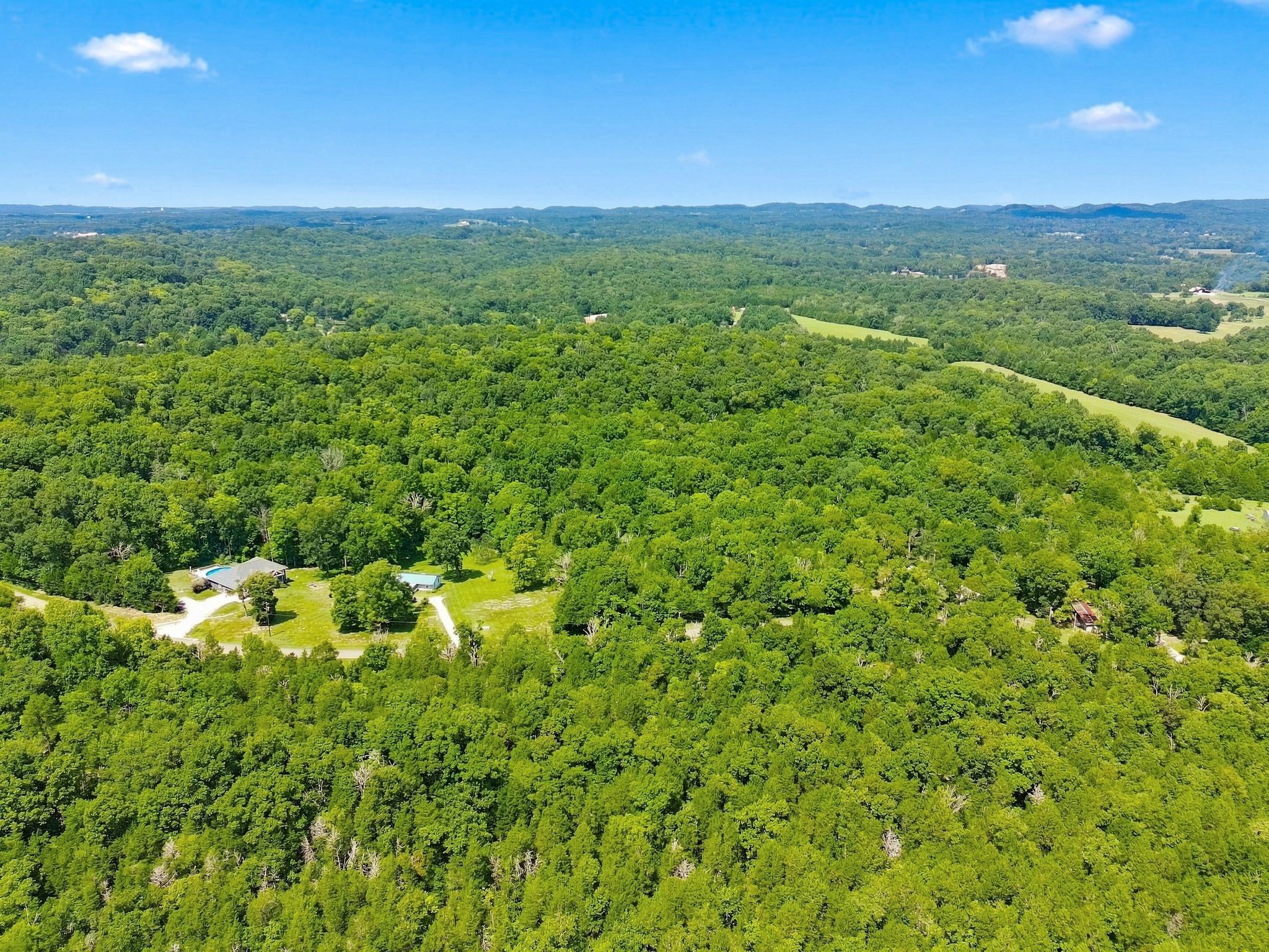5462 Creek View Rd Property Photo 17