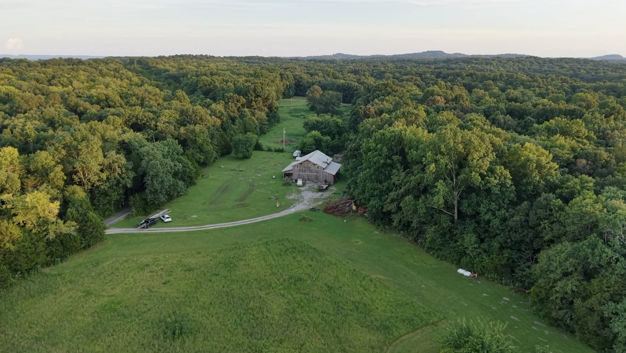 2405 Paul Finley Rd Property Photo 1