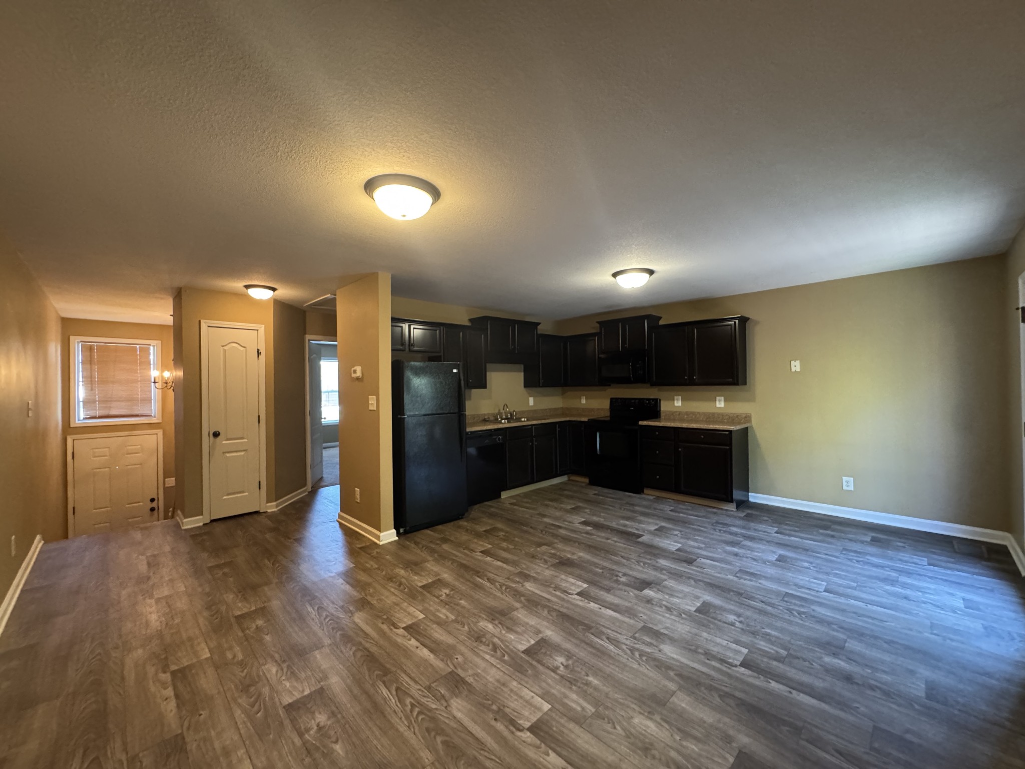 1727 Thistlewood Dr Property Photo 6