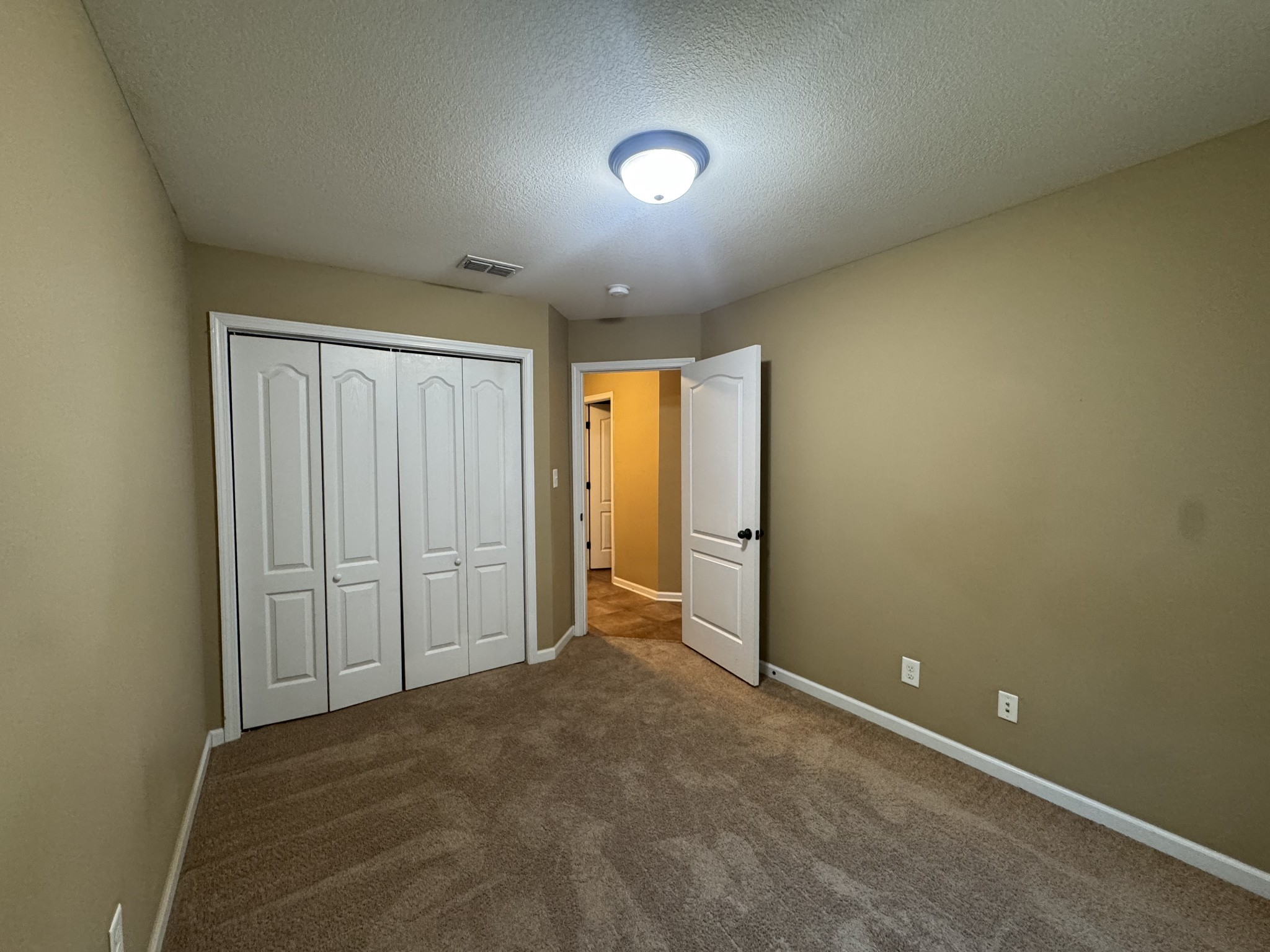 1727 Thistlewood Dr Property Photo 15