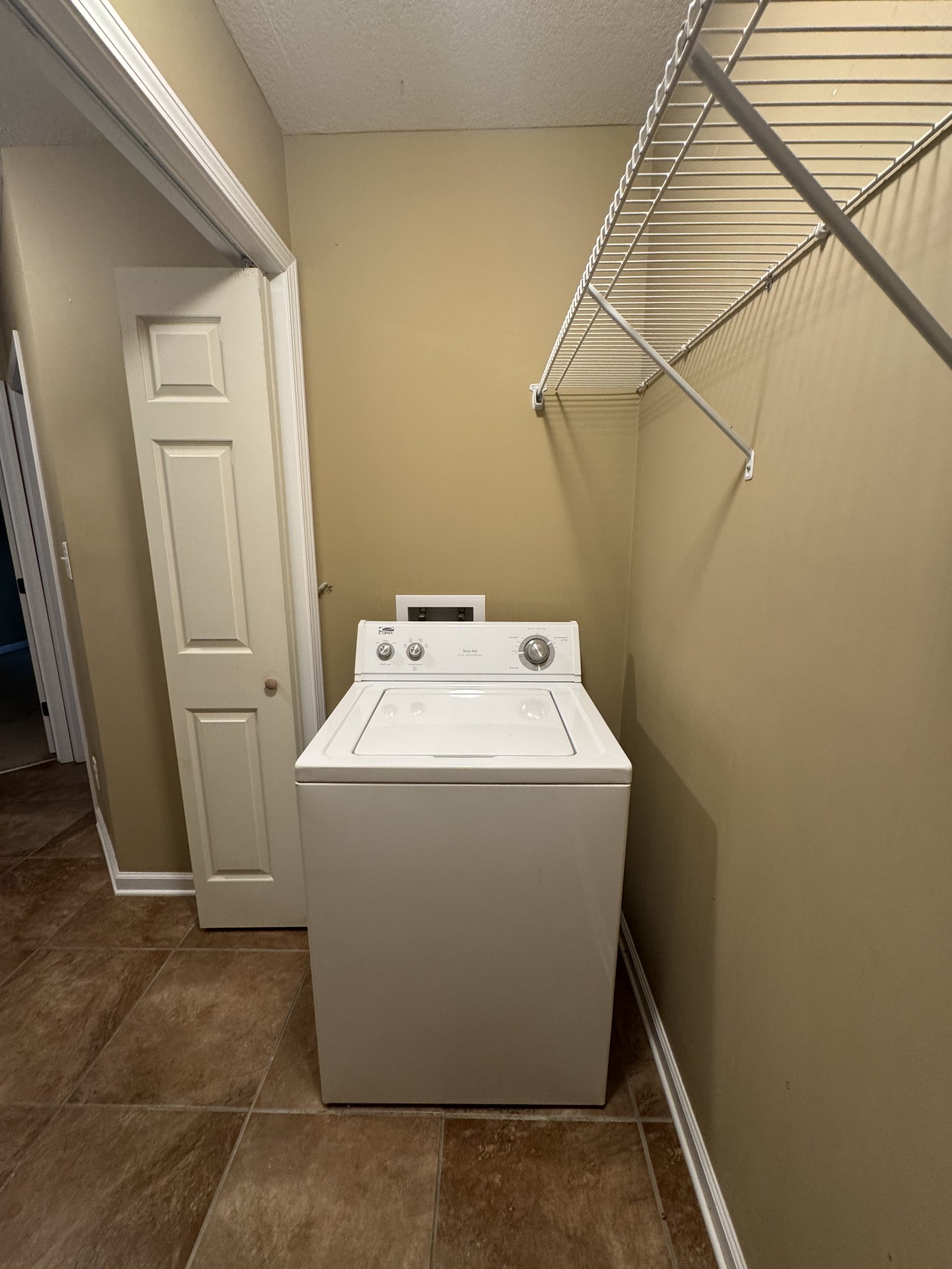 1727 Thistlewood Dr Property Photo 21