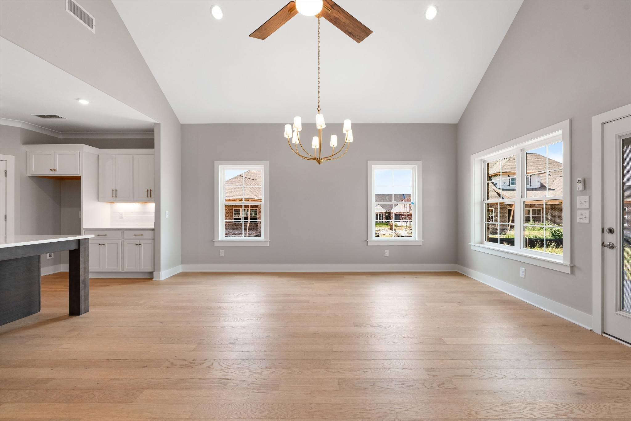 4207 Fargo Ct Property Photo 16
