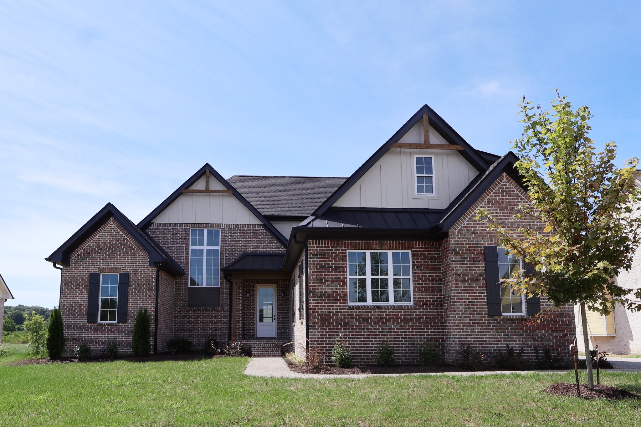 812 Brookdale Ct Property Photo 1