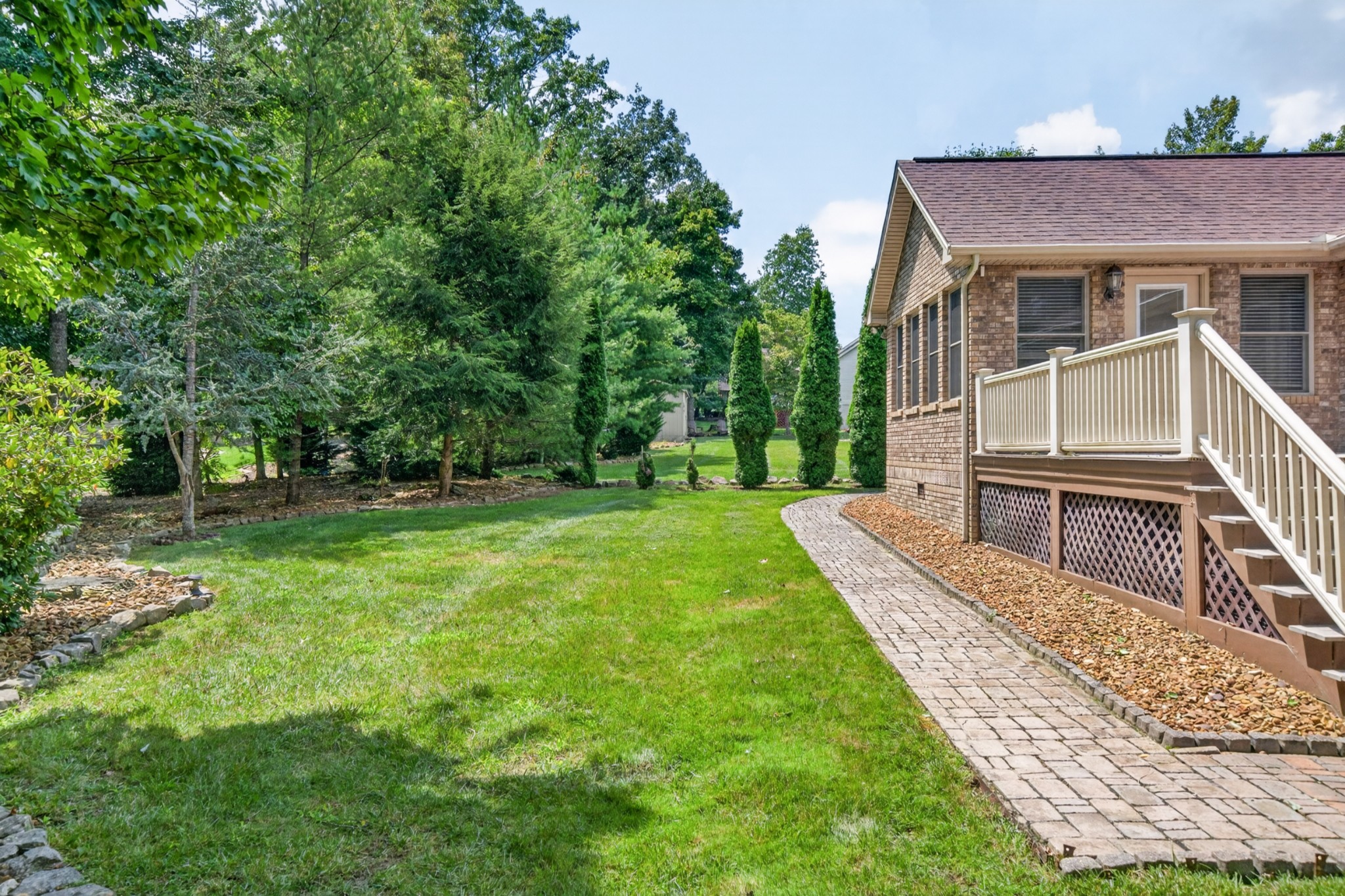 21 Thames Ct Property Photo 43