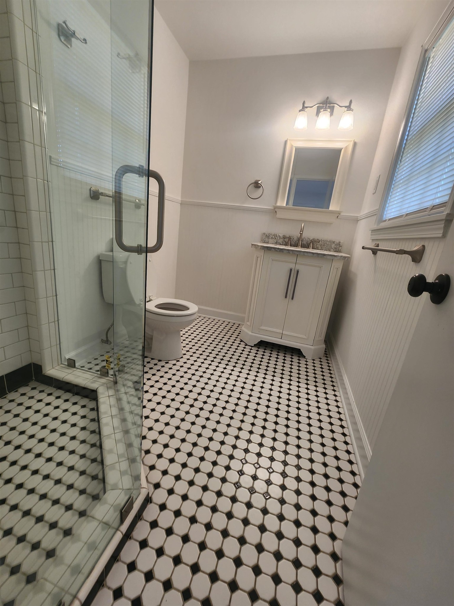 1192 Whiting St Property Photo 8