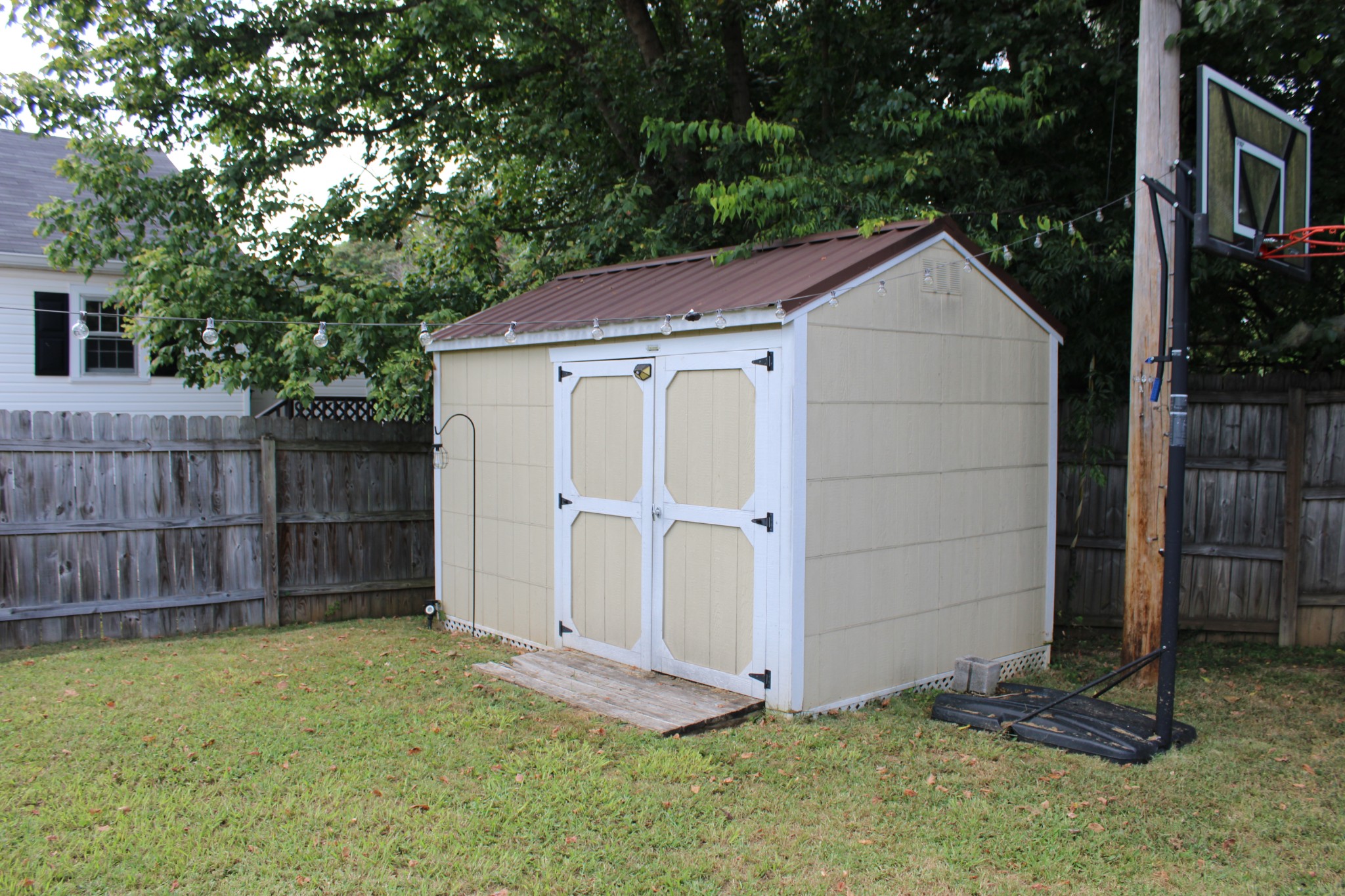 102 Madison St Property Photo 16