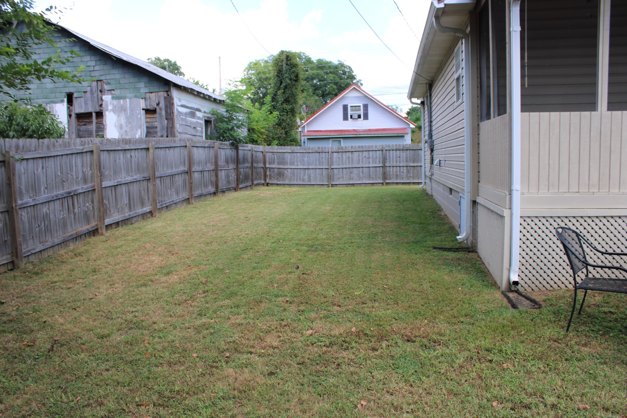 102 Madison St Property Photo 18