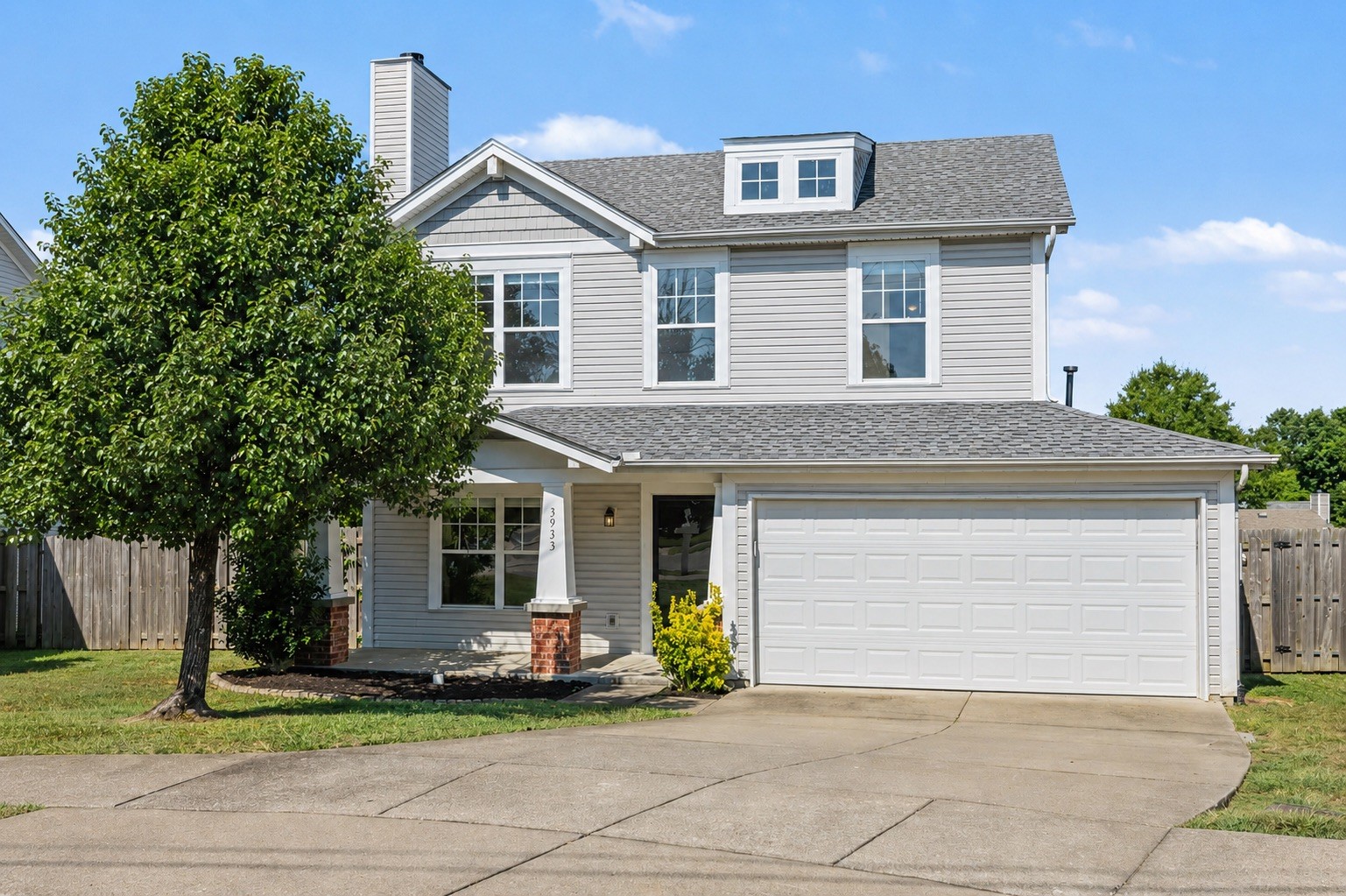 3933 Bridgeview Ln Property Photo 1