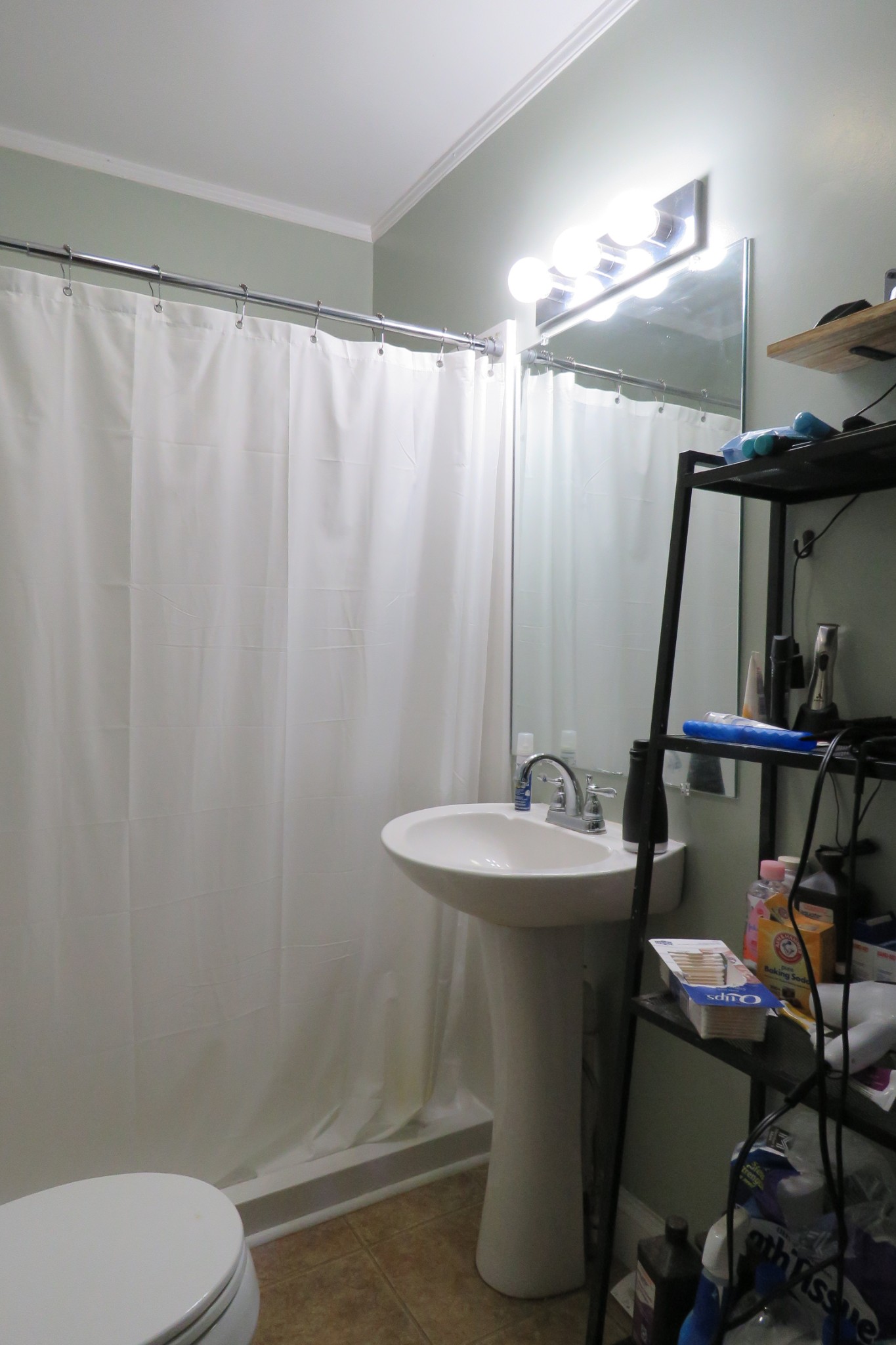 352 N Spring St Property Photo 9
