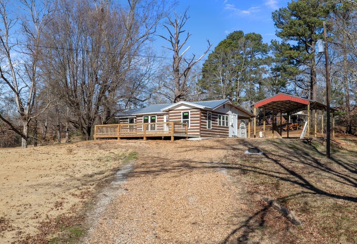 70 Old Bruceton Rd Property Photo 1