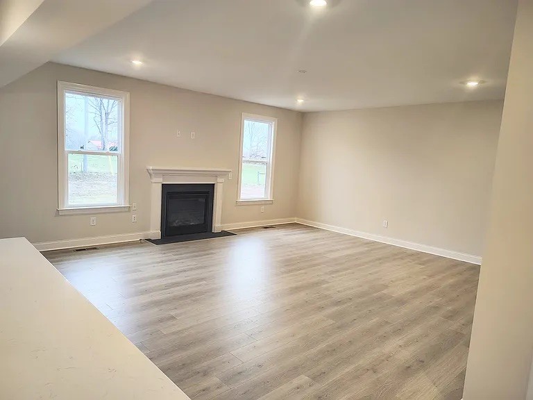 7906 Pine St Property Photo 5