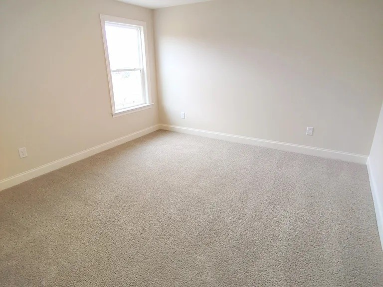 7906 Pine St Property Photo 20