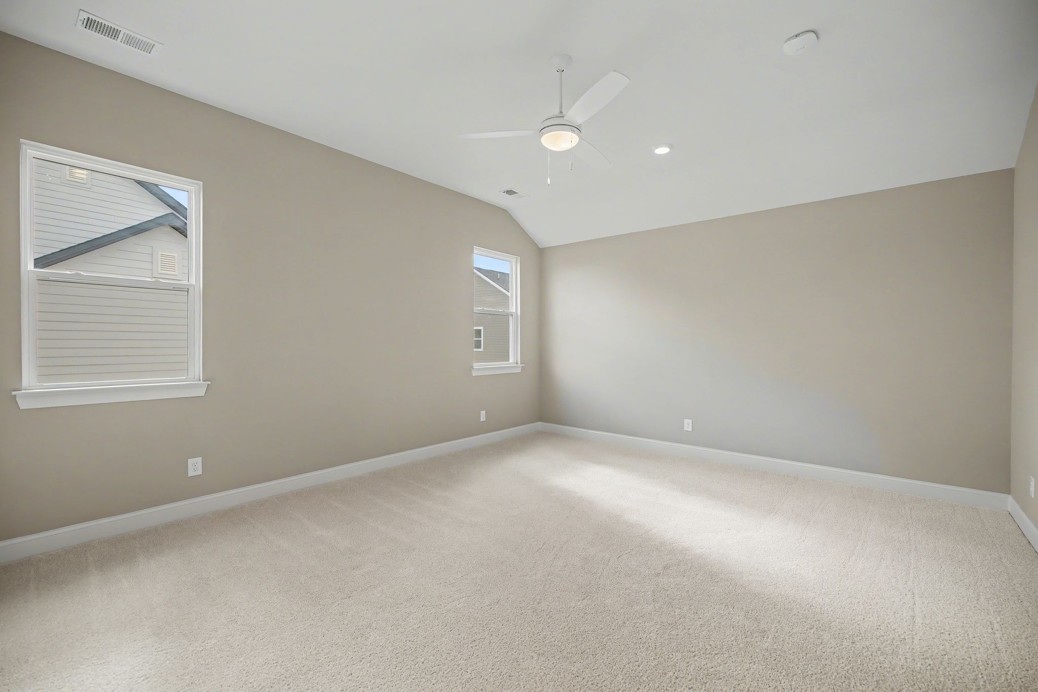 3223 Hopetown Way Property Photo 39