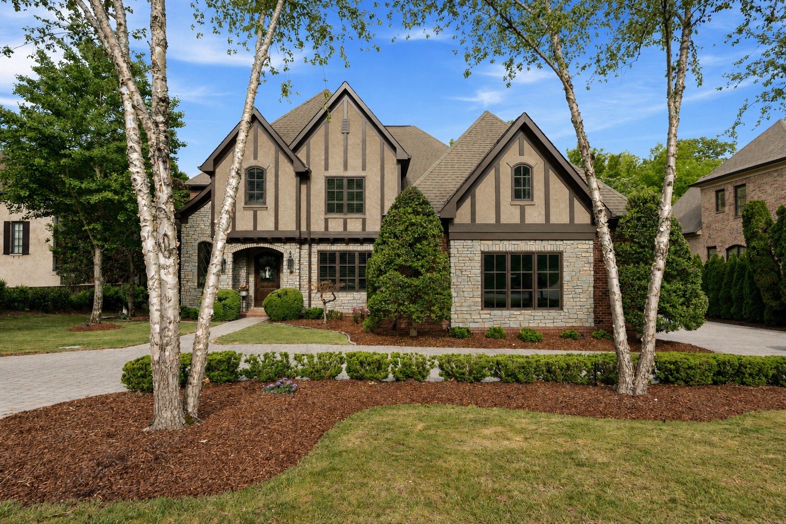 517 Excalibur Ct Property Photo 1