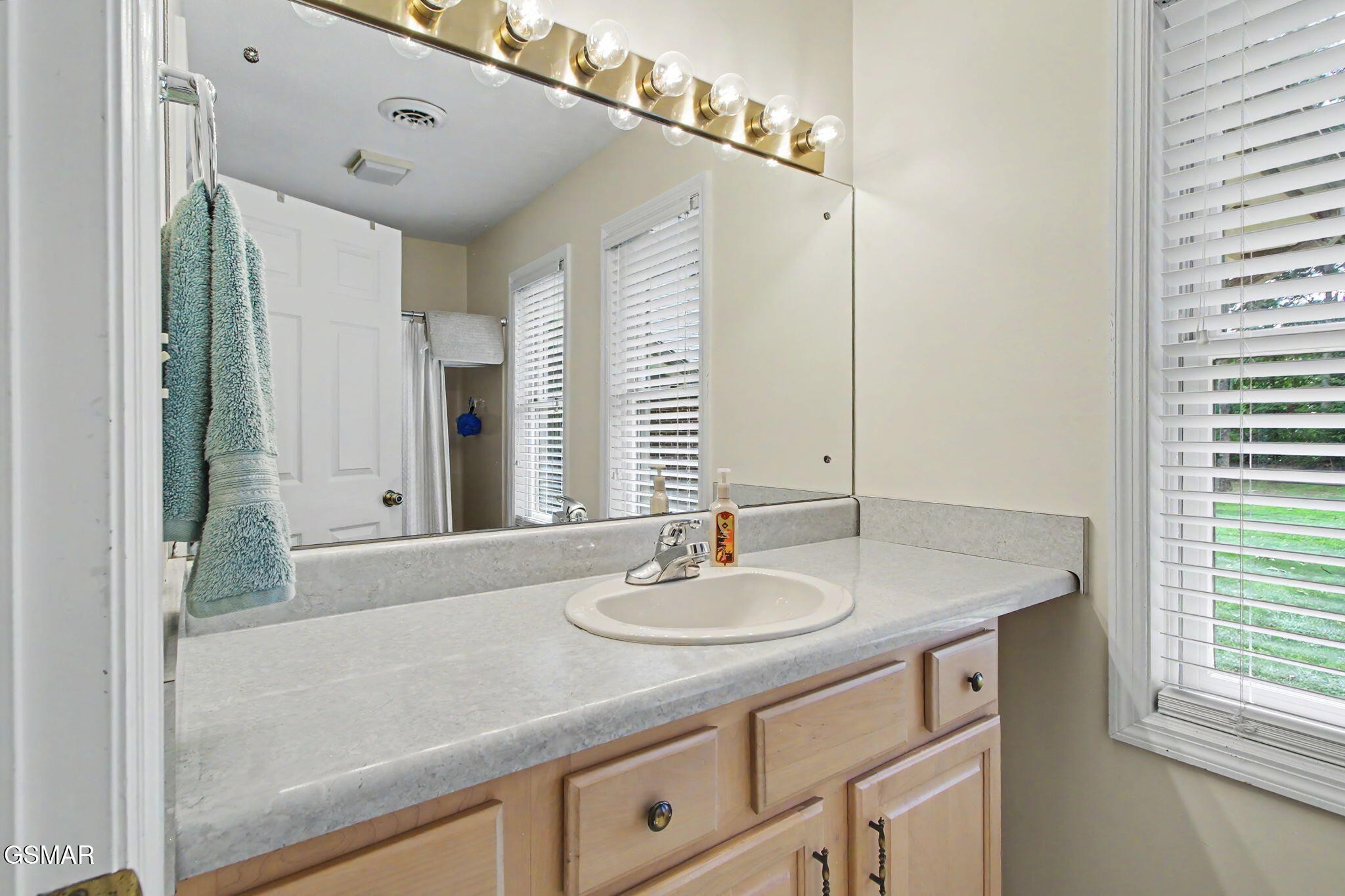 2082 Ridgewood Drive Property Photo 22