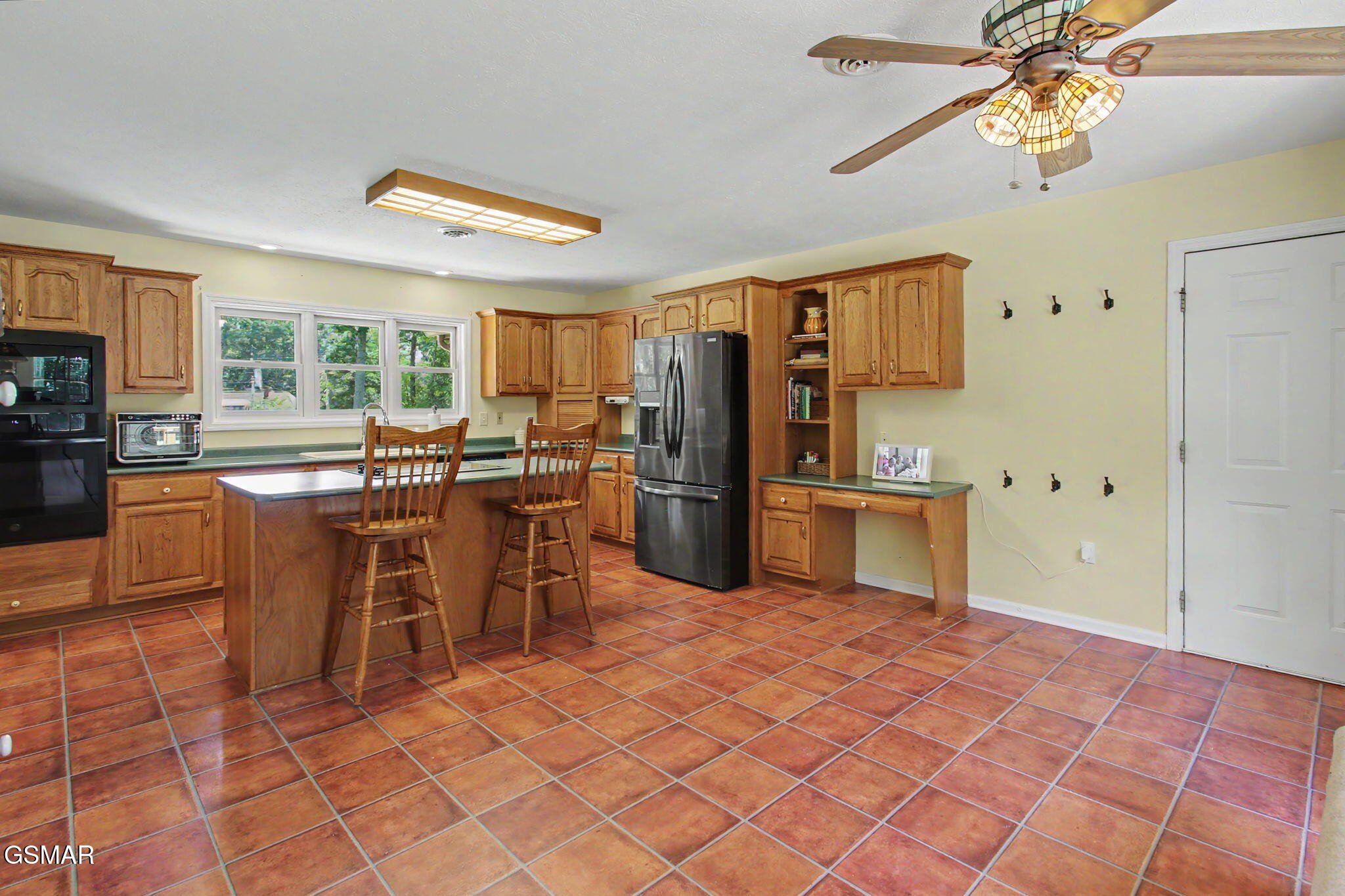 2082 Ridgewood Drive Property Photo 25
